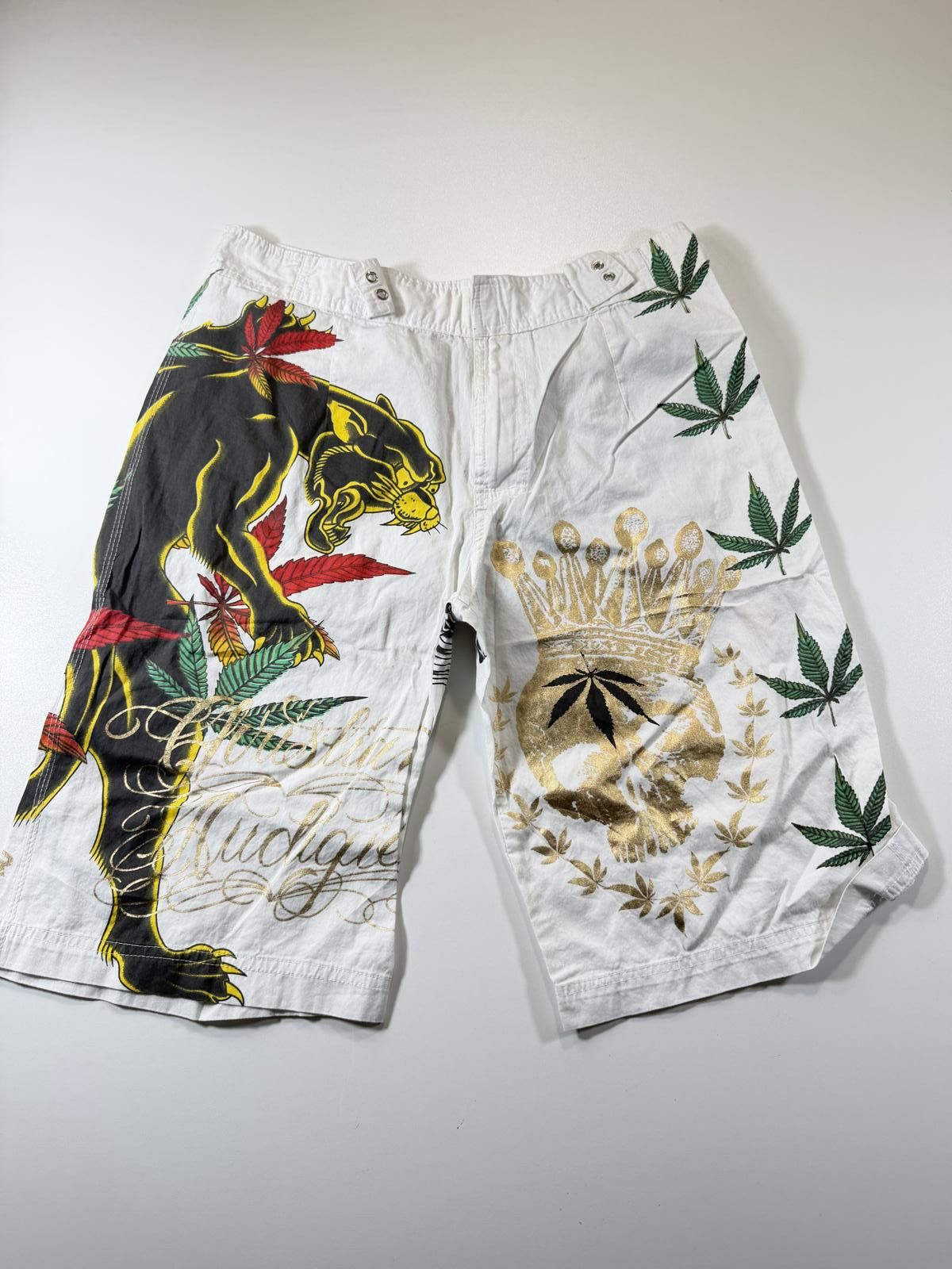 Unknown London Christian Audigier Knee-Length Shorts Panther and Crown M Size US 32 / EU 48 - 1 Thumbnail