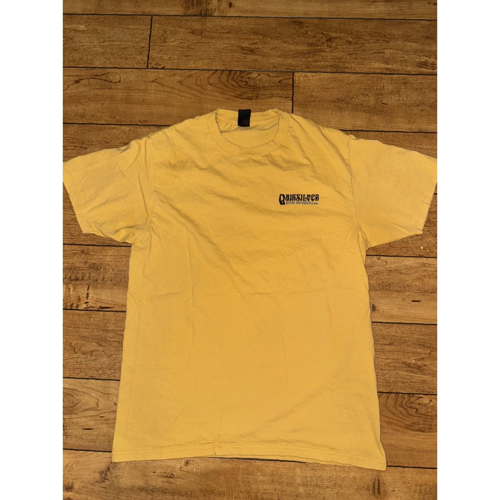 Quiksilver Quicksilver T-Shirt Yellow Medium Mens M Water Dependency 18x25.5 Size US M / EU 48-50 / 2 - 3 Thumbnail