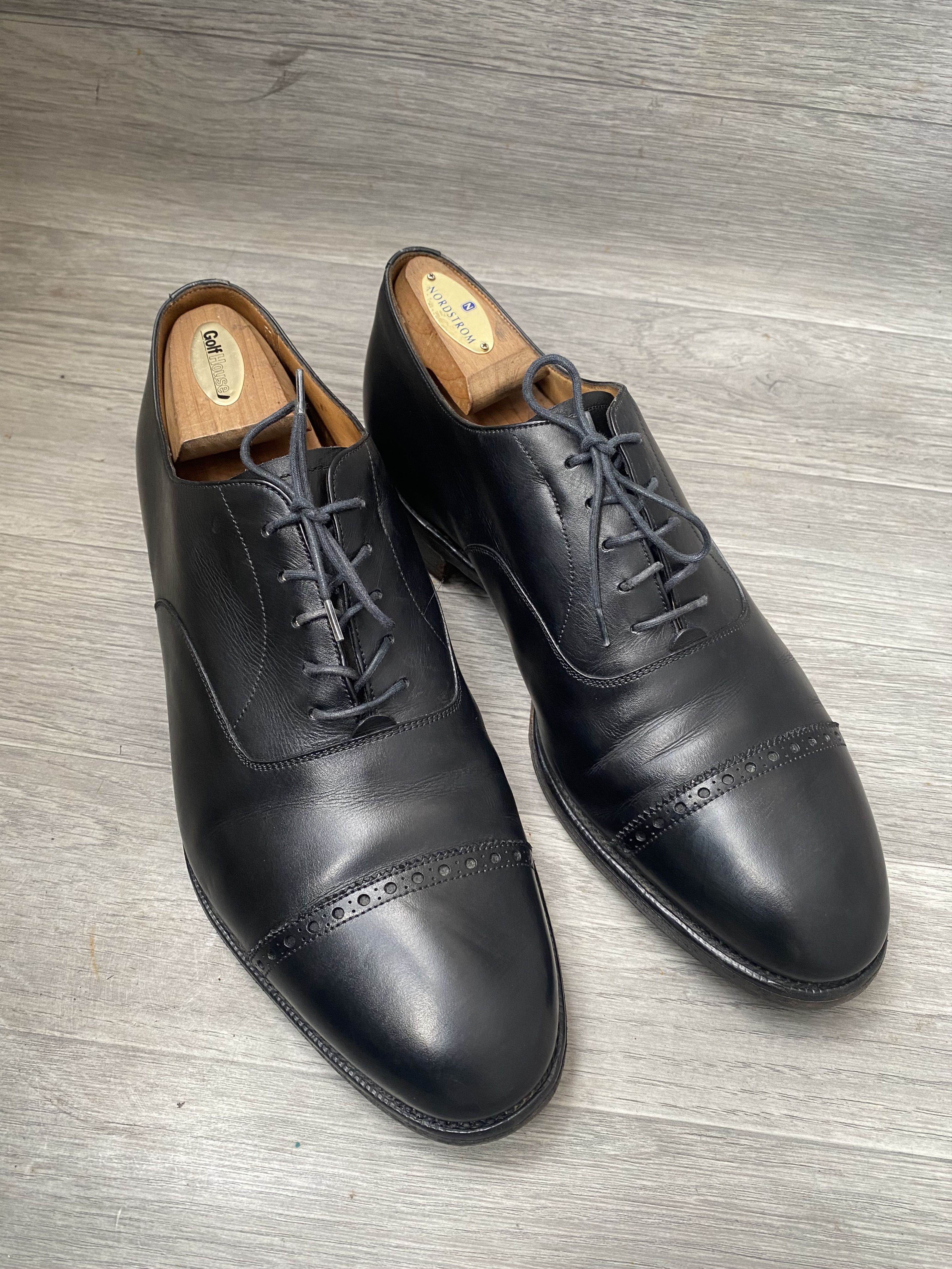 Edward Green Edward green cap-toe brouges leather shoes Size US 10 / EU 43 - 11 Thumbnail