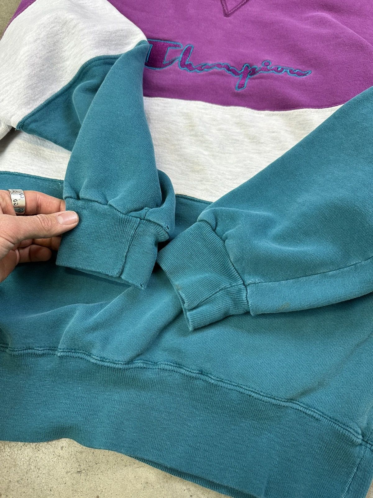 Champion × Vintage Vintage Colourblock Crewneck 90s Champion Sweatshirt Large Size US L / EU 52-54 / 3 - 5 Thumbnail