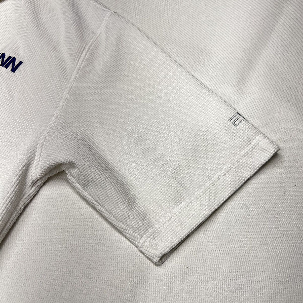 NCAA × Nike × Vintage VTG Nike Polo Shirt White UCONN Dri-Fit Elite Waffle Y2K Size US L / EU 52-54 / 3 - 2 Thumbnail