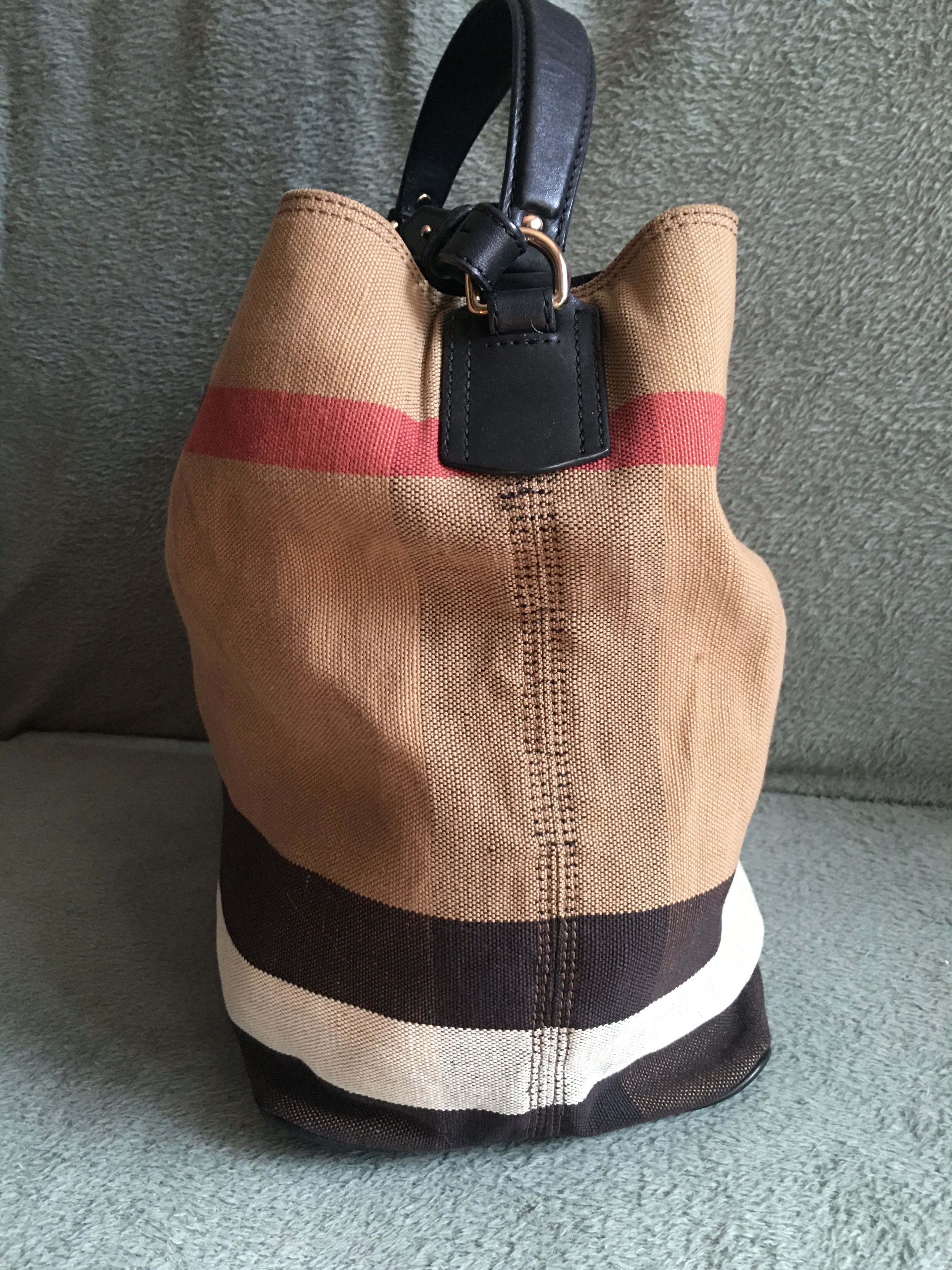 Burberry Burberry Ashby Medium Check Hobo Bag Size ONE SIZE - 4 Thumbnail