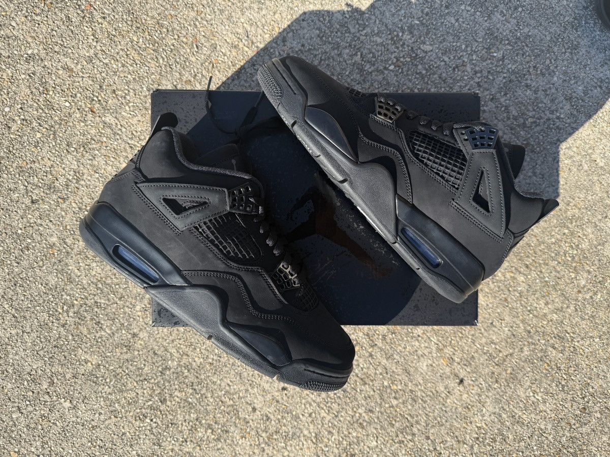 Jordan Brand Jordan 4 Black Cats Size US 10 / EU 43 - 1 Thumbnail
