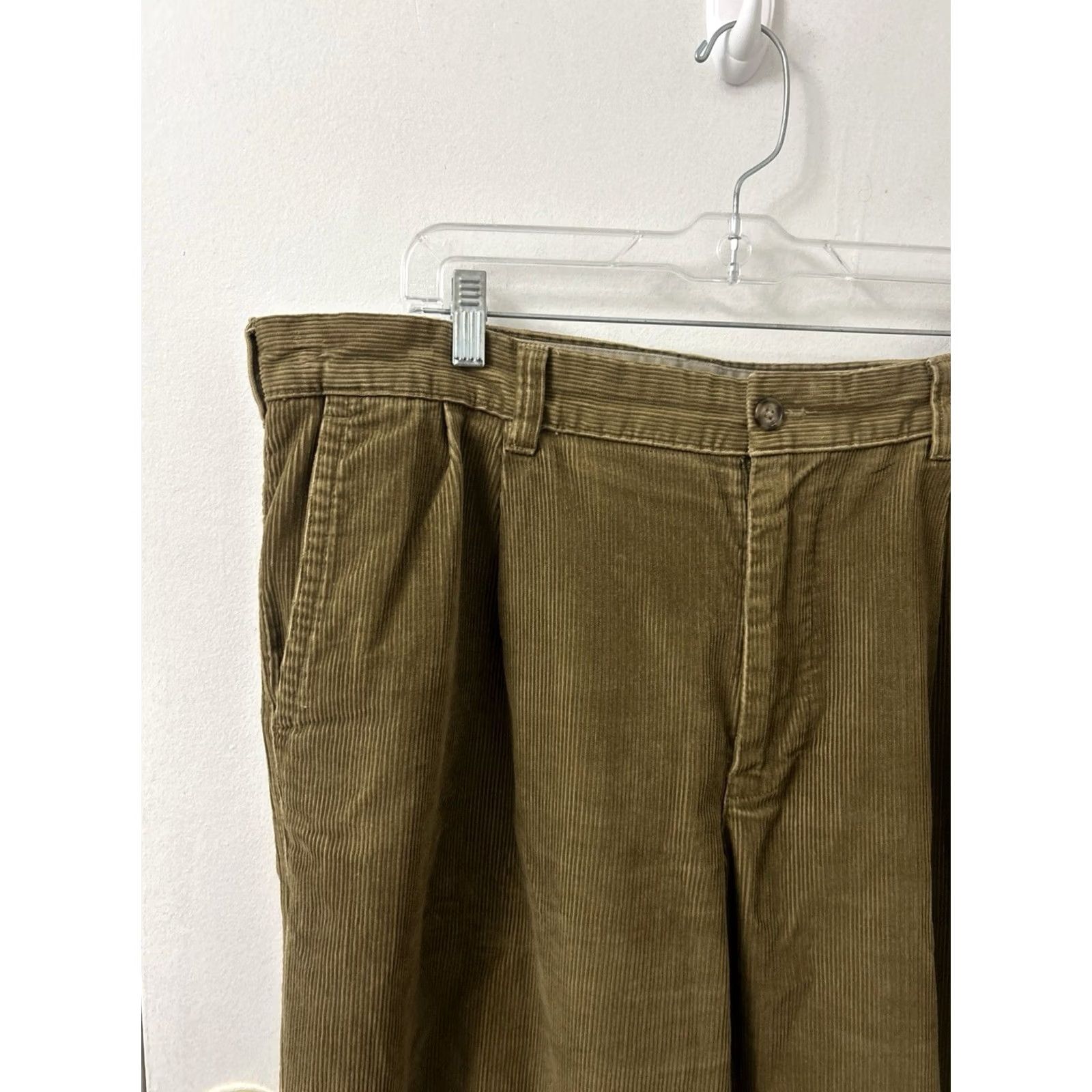 Vintage LL Bean Double L Corduroy Pants Mens 38x32 Brown Pleated Cuffed Natural Fit Size US 38 / EU 54 - 4 Thumbnail