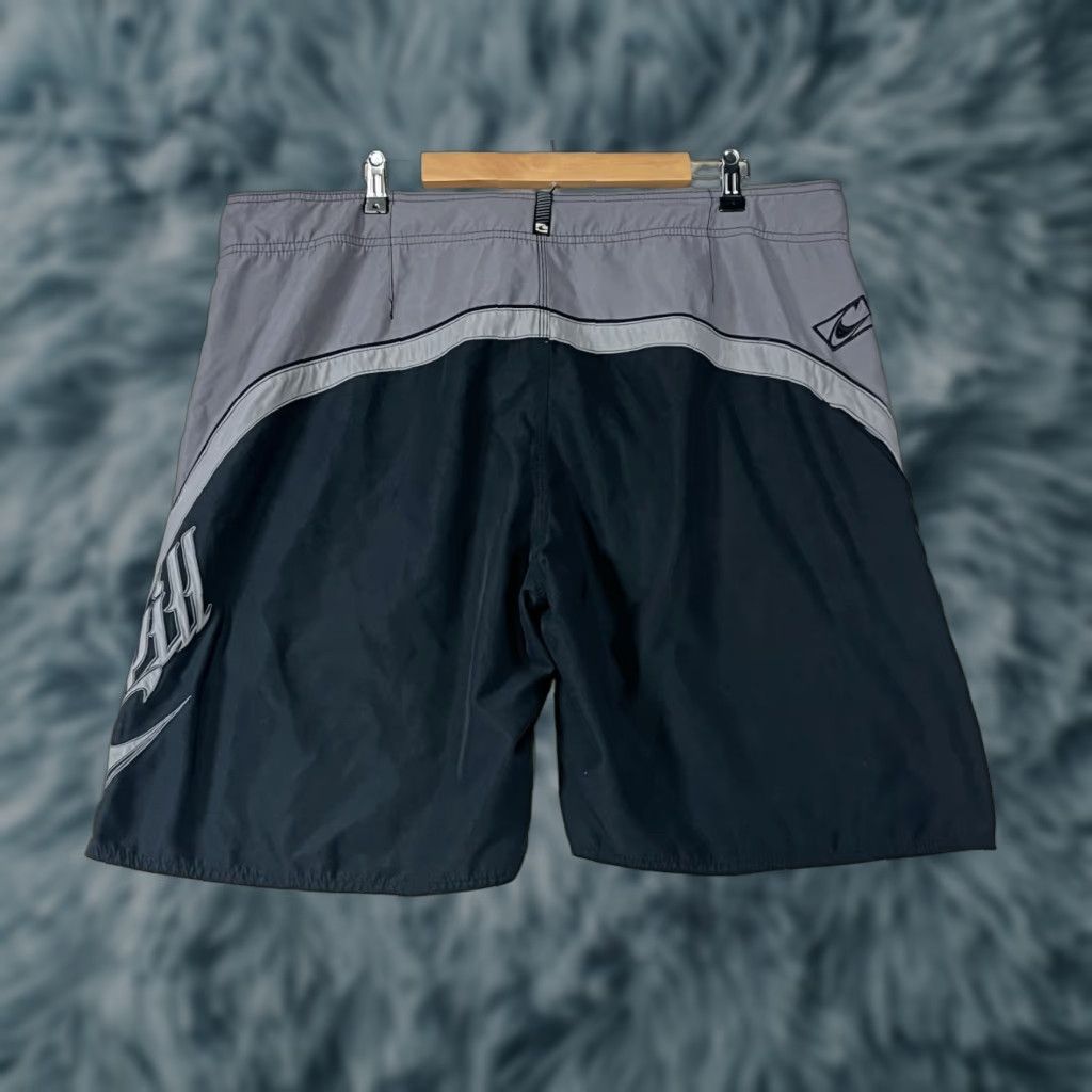 O'Neill O’Neill Men’s Swim Trunks Board Shorts Size 40 Black Striped Beach Surf Swimwear Mens Size US 40 / EU 56 - 1 Thumbnail