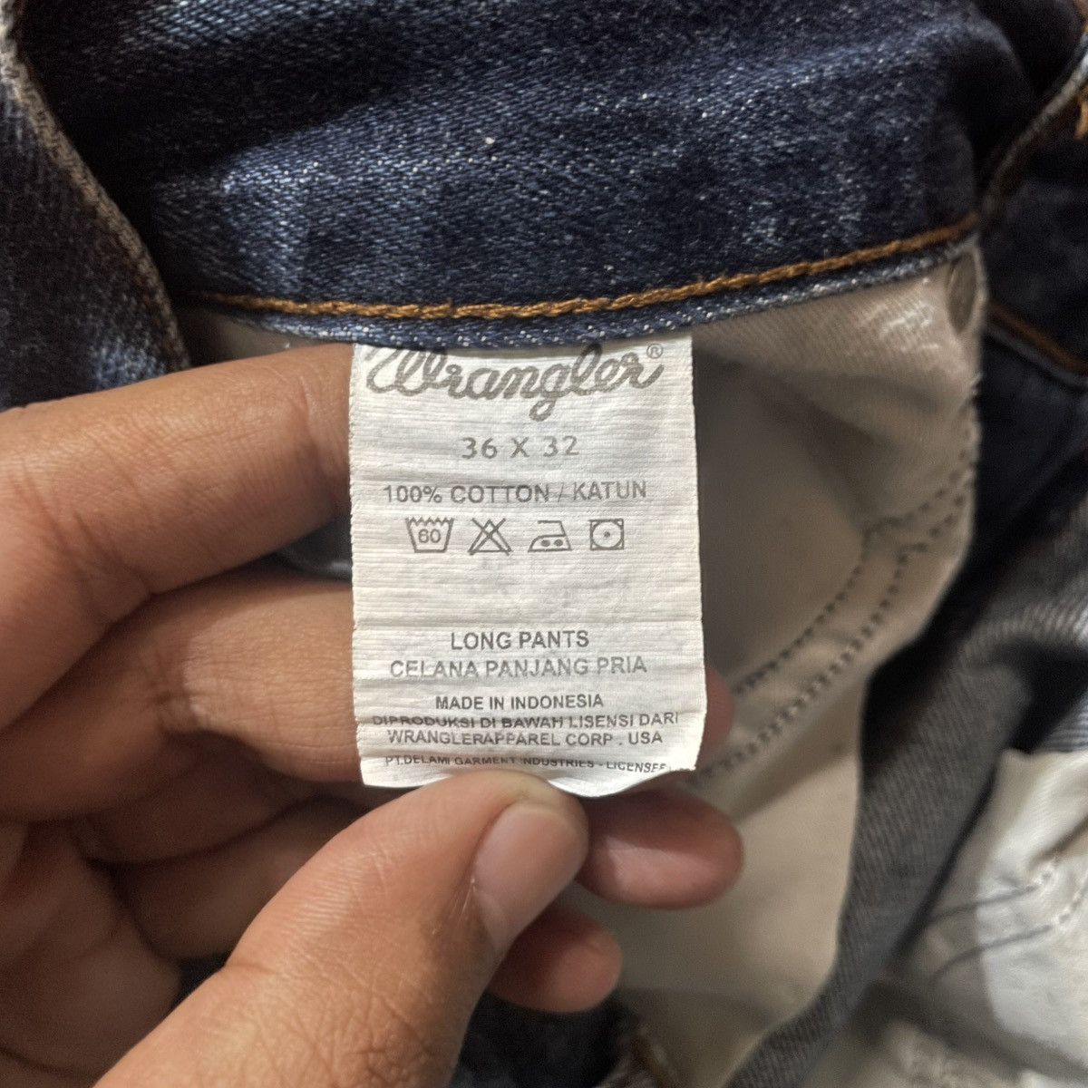 Wrangler Y2K Wrangler Distressed Washed Mud Jeans Vintage Size US 36 / EU 52 - 17 Thumbnail