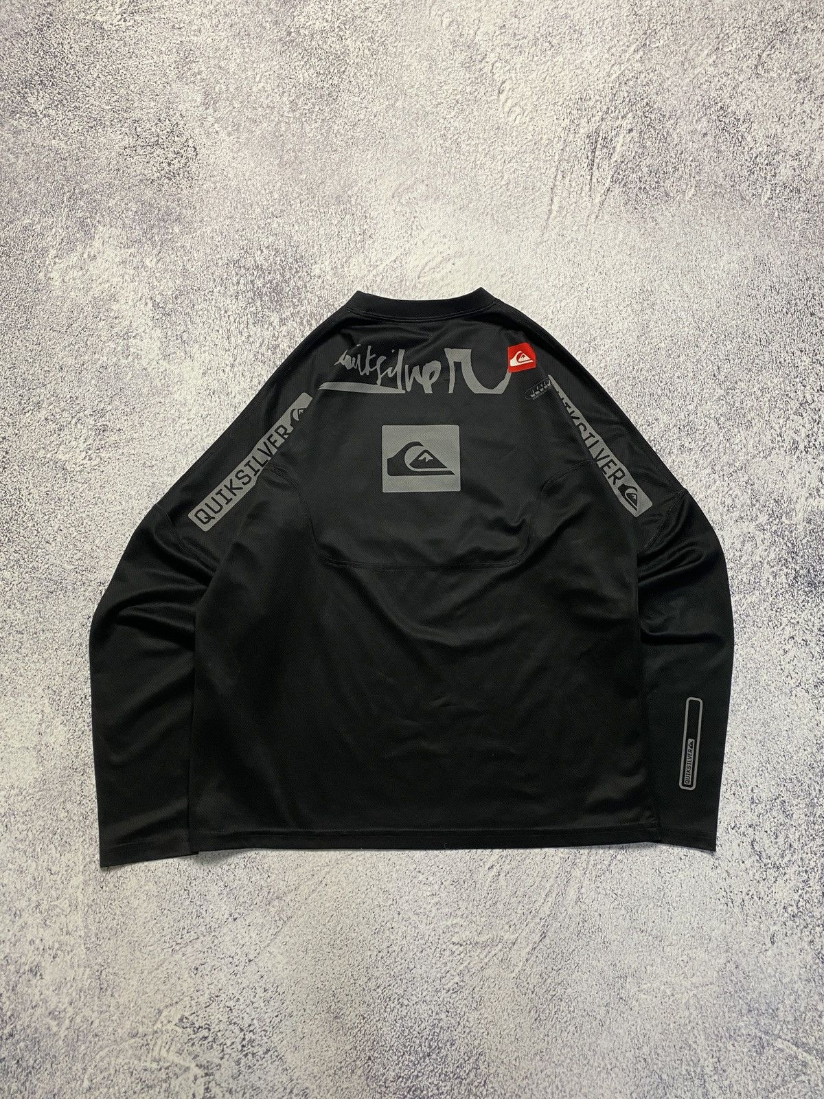 Quiksilver × Vintage Vintage Quiksilver Big Logo Long Sleeve Tee Shirt Surf Size US S / EU 44-46 / 1 - 5 Thumbnail