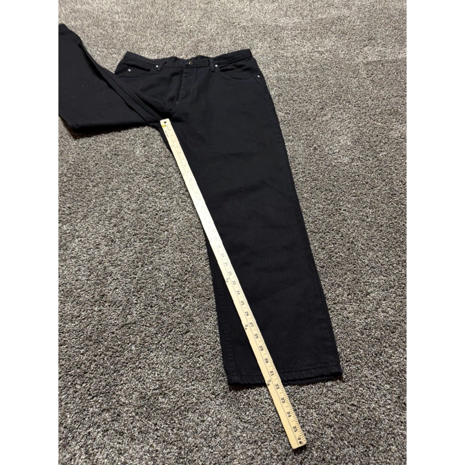 Wrangler Wrangler Relaxed Fit Jeans Men 38 Black Denim 38X30 EUC Size US 38 / EU 54 - 6 Thumbnail