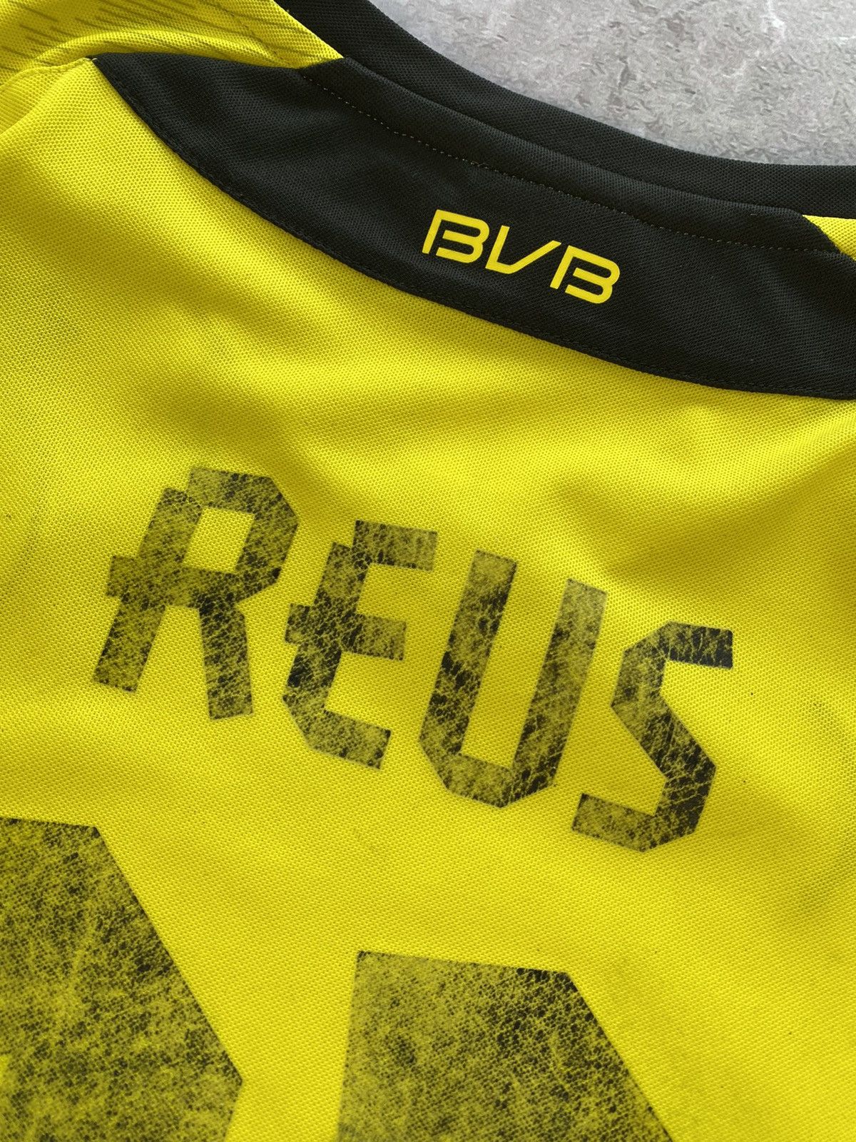 Puma × Vintage Marco Reus BVB Dortmund 2013/2014 Home Soccer Jersey Size US L / EU 52-54 / 3 - 21 Thumbnail