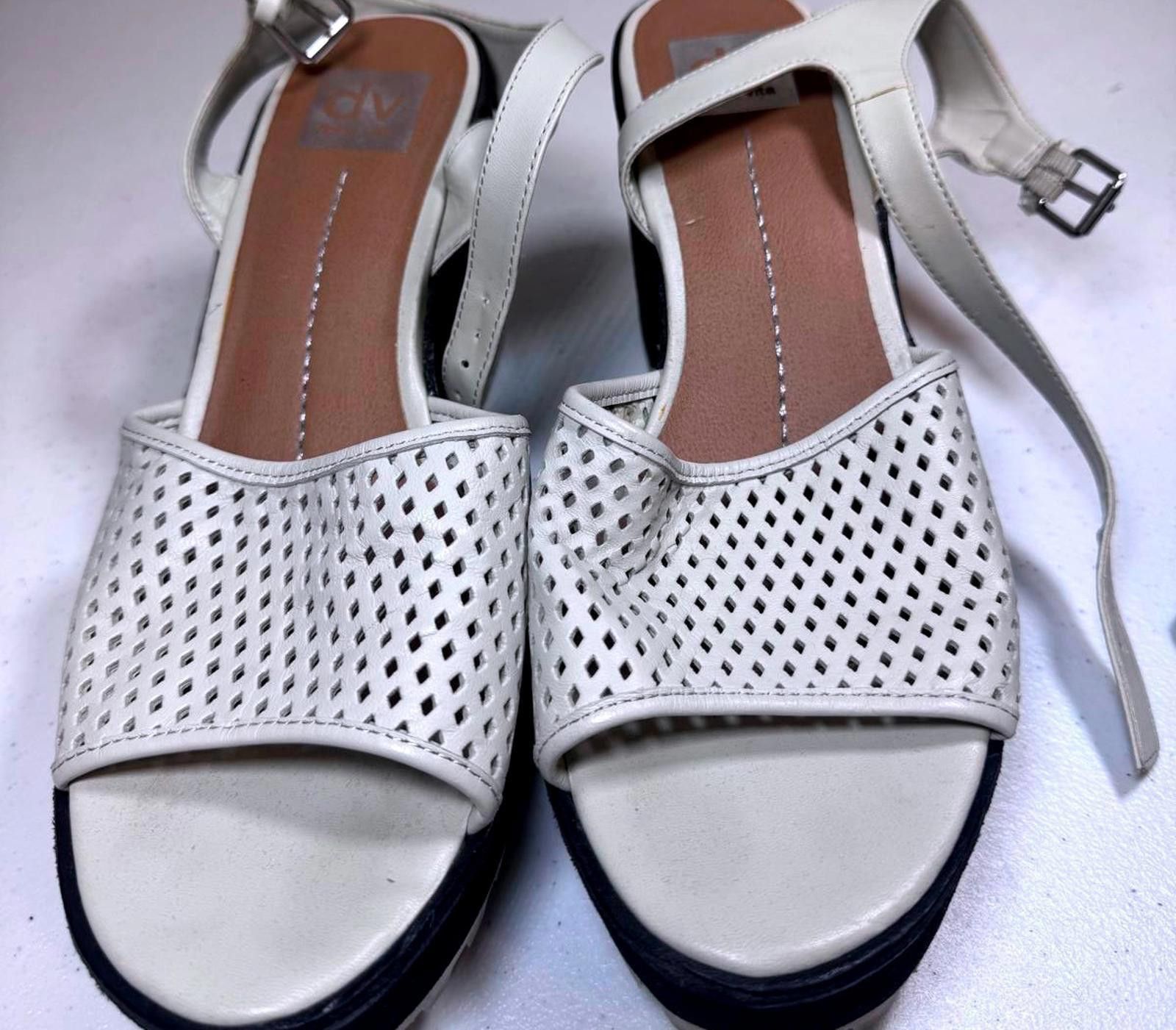 Vince Camuto Stylish White Platform Sandals with Slingback Size US 10 / IT 40 - 1 Thumbnail