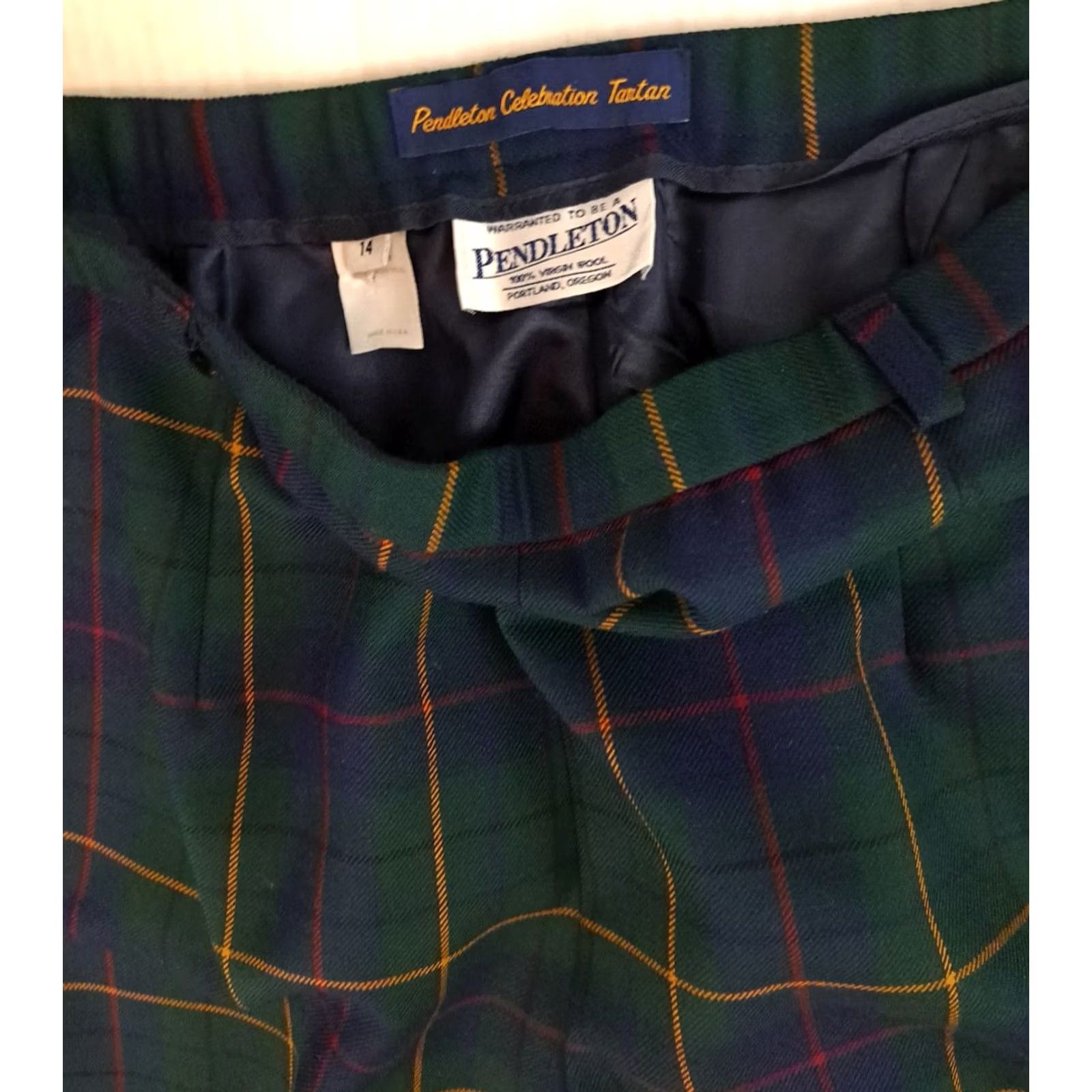 Pendleton VINTAGE Pendleton Wool Women's Pants Plaid Green 14 Green Wool Straight Leg 28in Inseam Preppy Size 36" / US 14 / IT 50 - 5 Thumbnail