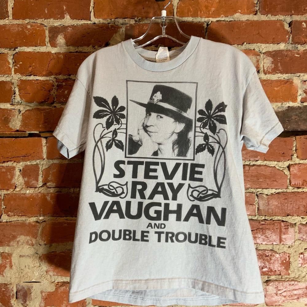 Designer Stevie Ray Vaughan Xlarge grey graphic preowned T-shirt Size US XL / EU 56 / 4 - 2 Thumbnail