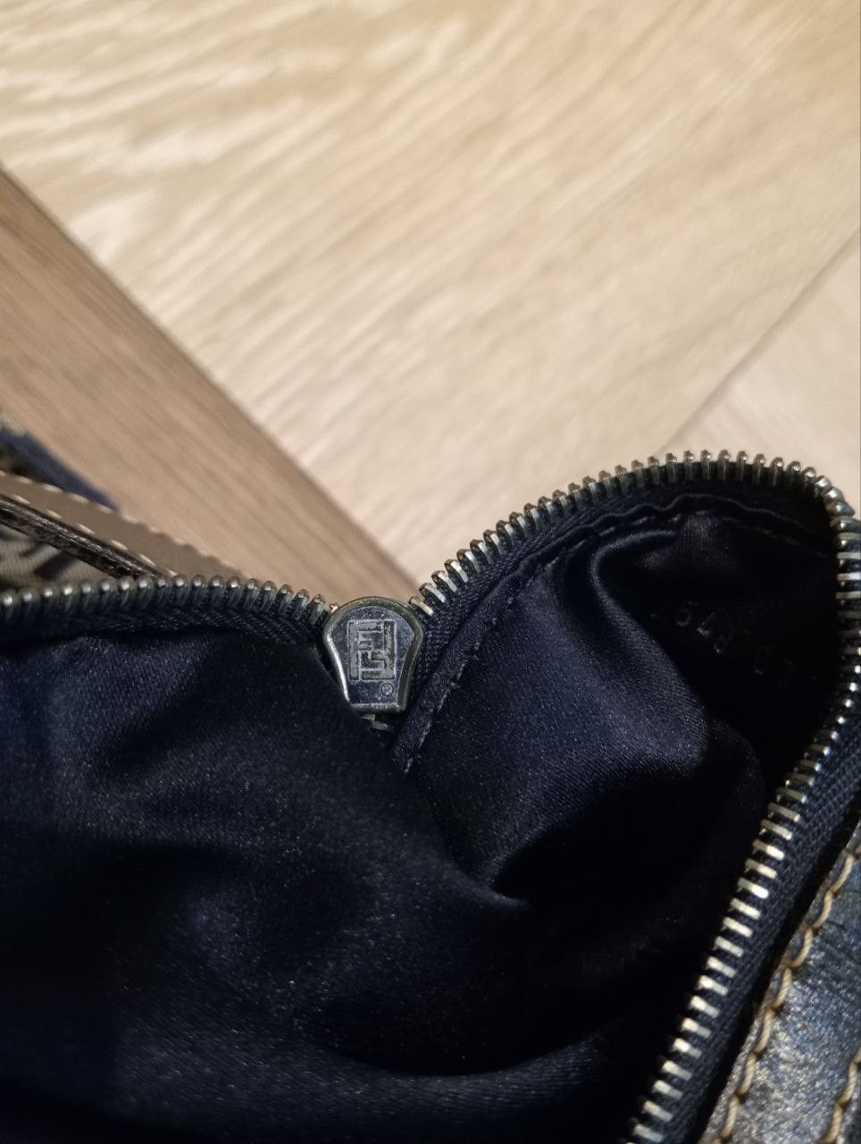 Fendi FENDI ZUCCA MONOGRAM MAMMA BAGUETTE SHOULDER BAG Size ONE SIZE - 18 Thumbnail