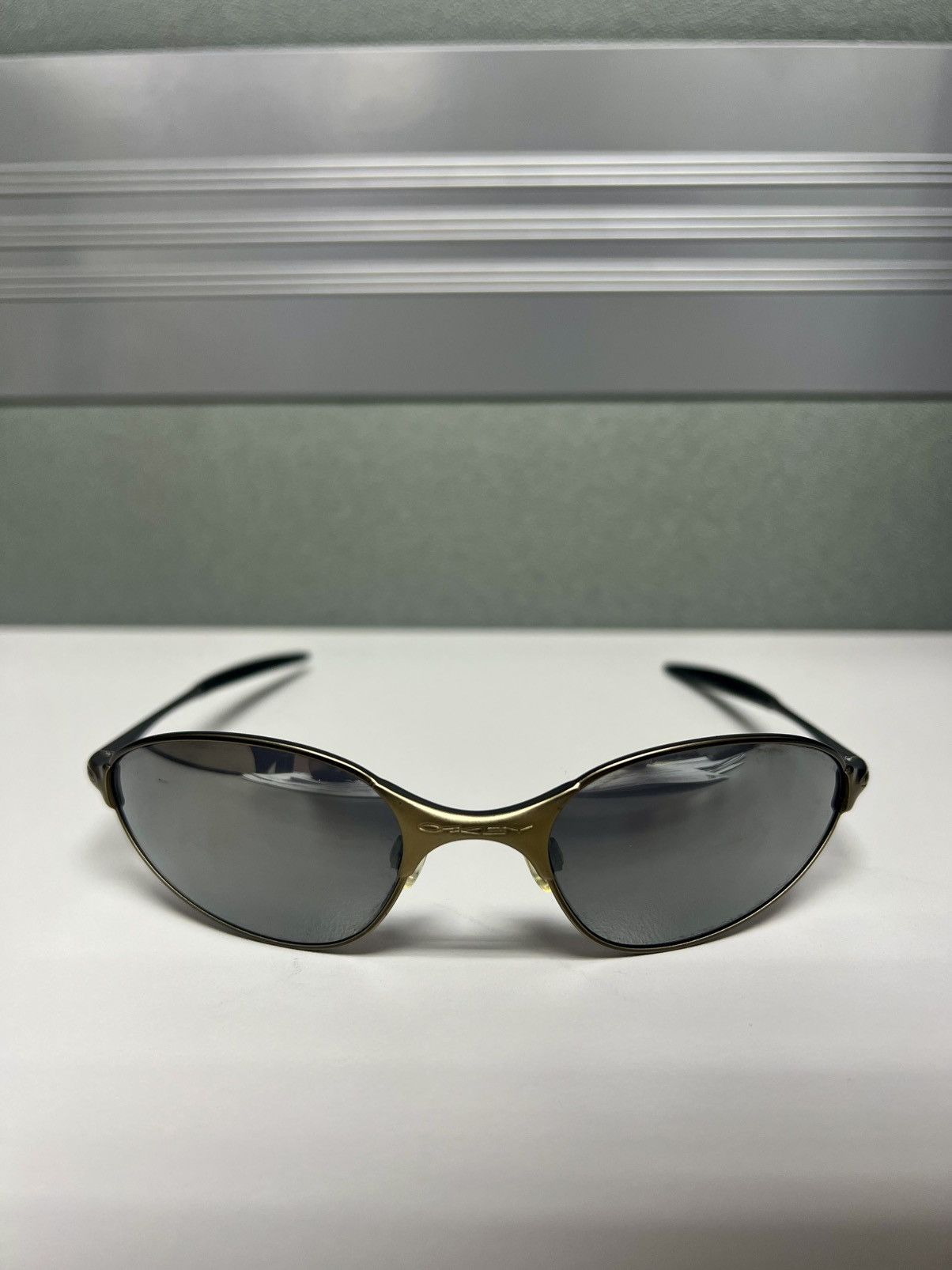 RARE 2000 Oakley a wire U.S Pattern Sunglasses