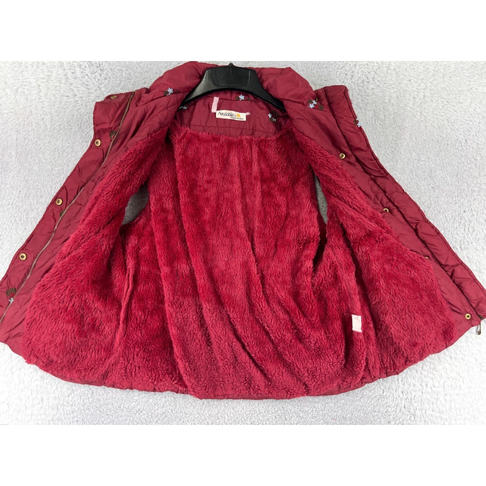 Vintage Angela Fashion Vest Women Small Red Floral Embroidered Sherpa Lined Available By Jacket Coat? Size S / US 4 / IT 40 - 5 Thumbnail