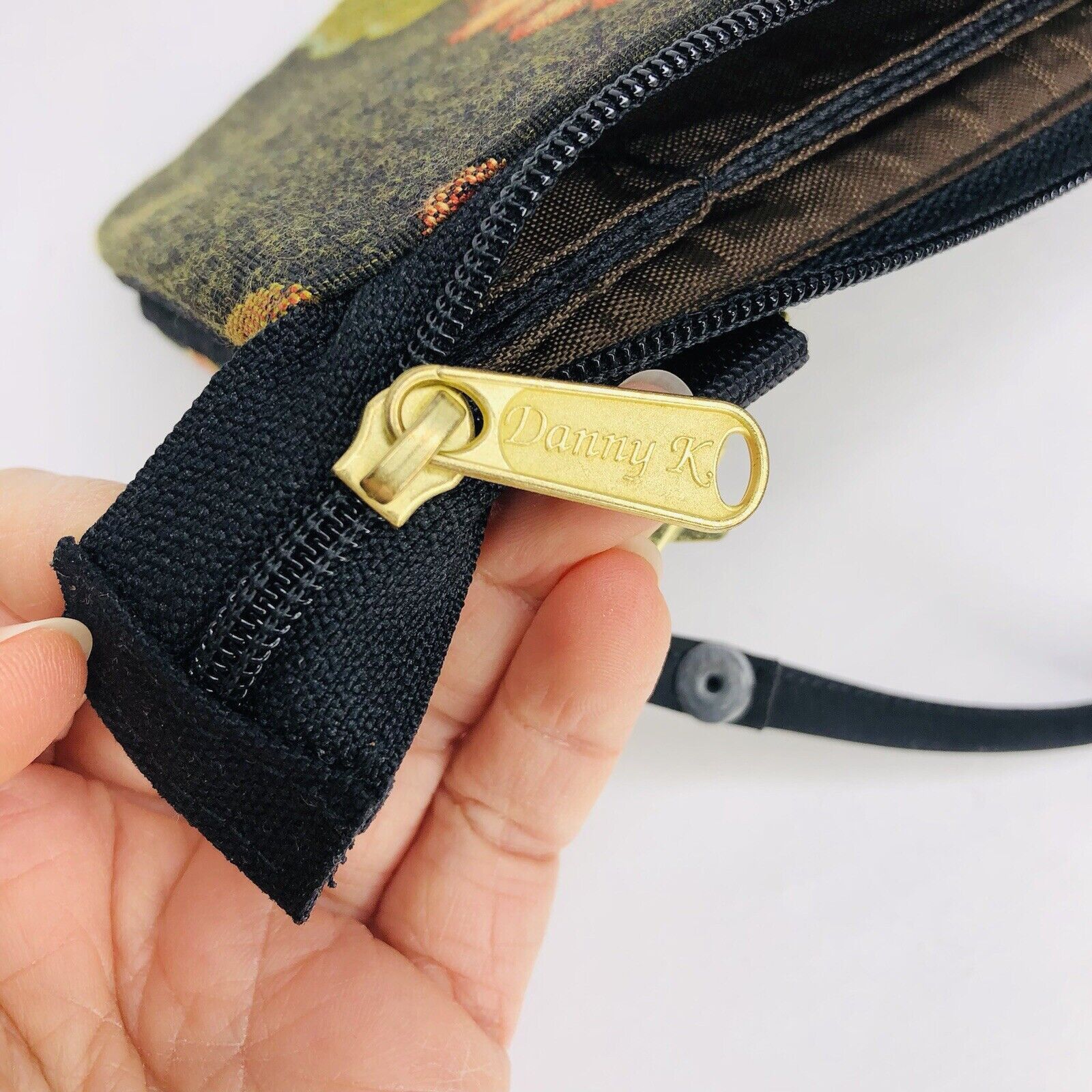 Other Danny K Women Embroidered Floral Wallet Handle Black Size ONE SIZE - 5 Thumbnail