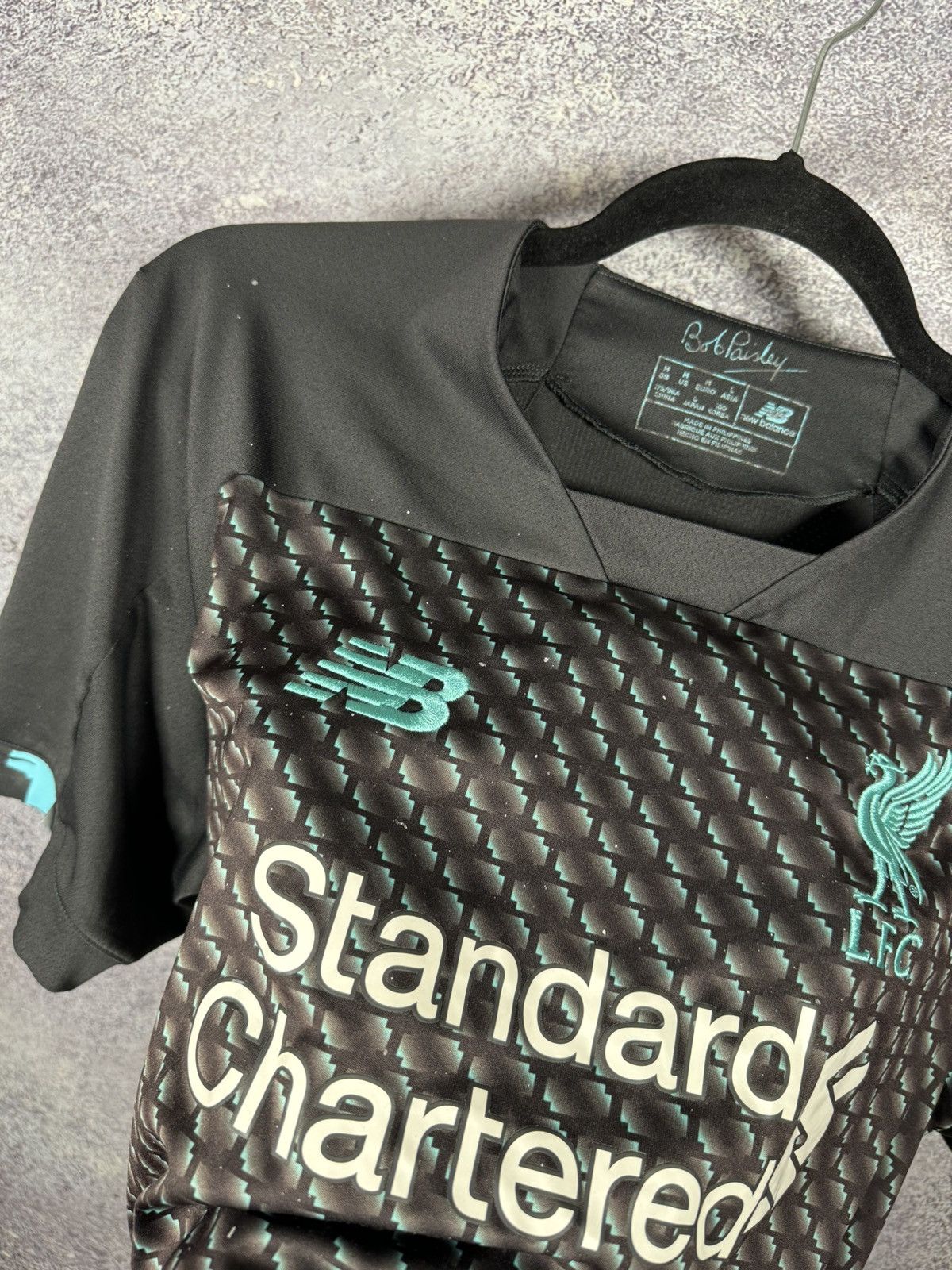 New Balance × Vintage Vintage Liverpool 2019/20 Third New Balance Jersey Blokcore Size US M / EU 48-50 / 2 - 9 Thumbnail