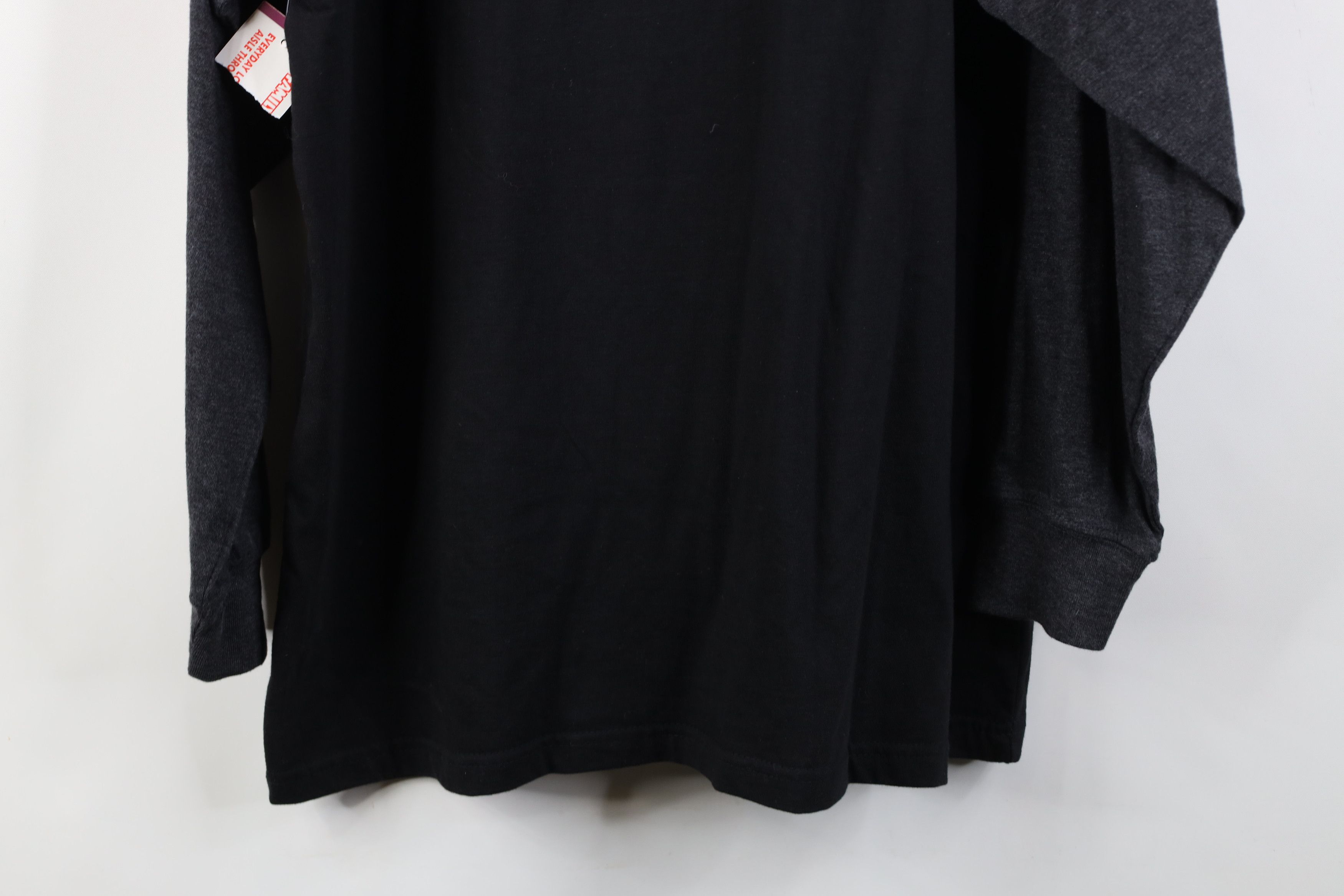 Vintage Deadstock Vintage 90s Y2K Streetwear Long Sleeve T-Shirt Size US L / EU 52-54 / 3 - 10 Thumbnail