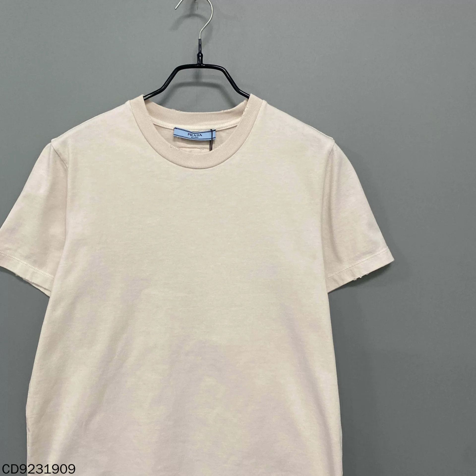 Prada PRADA Vanilla Distressed SS Tee M 99 New Size M / US 6-8 / IT 42-44 - 2 Thumbnail