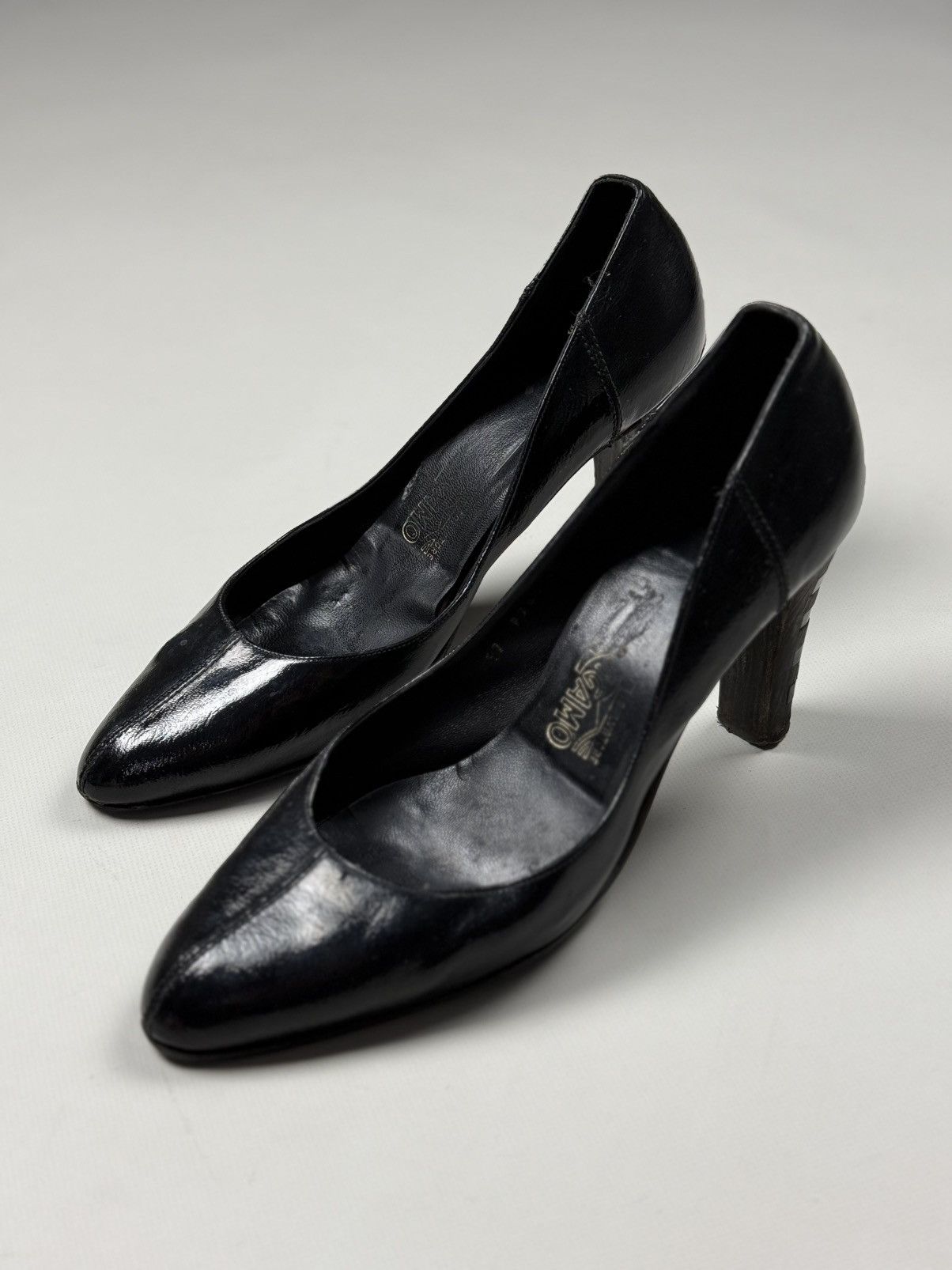 Salvatore Ferragamo Salvatore Ferragamo Ladies Leather Heels Size US 10 / EU 40 Size US 10 / IT 40 - 13 Thumbnail