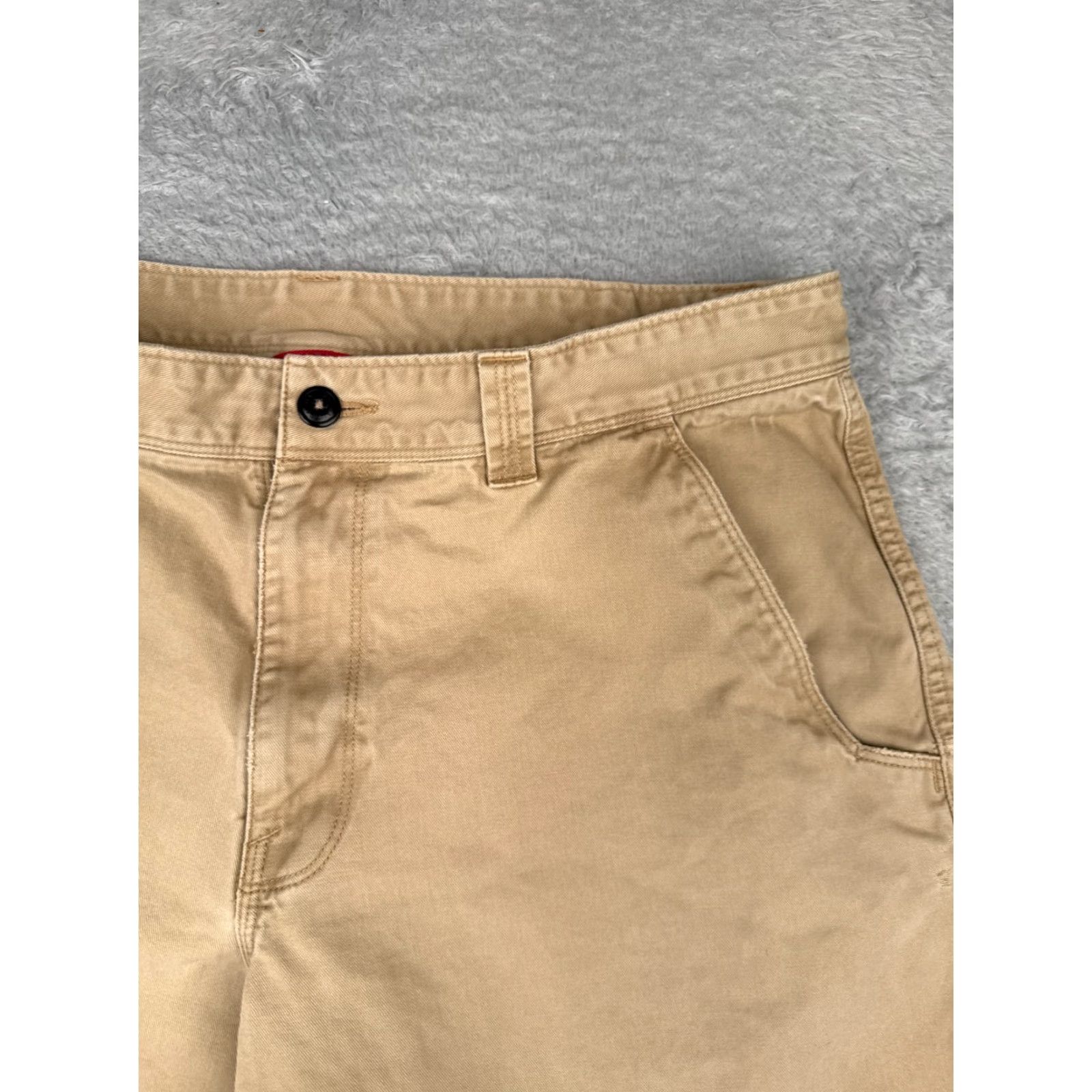 The North Face VINTAGE The North Face Shorts Men 36 Beige Chino 100% Cotton Twill Hiking Outdoor Slub Pockets Regular Mid 10-12 in Beige Mens Size US 36 / EU 52 - 5 Thumbnail