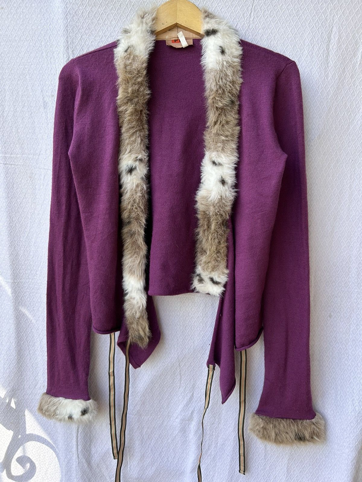 Beauty Beast Japanese faux fur cardigan purple gothic styled Size US S / EU 44-46 / 1 - 1 Thumbnail