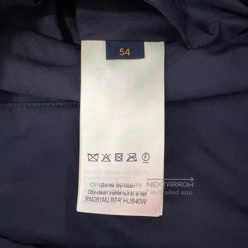 Louis Vuitton Louis Vuitton Embossed lapel cotton-padded jacket Size US L / EU 52-54 / 3 - 4 Thumbnail
