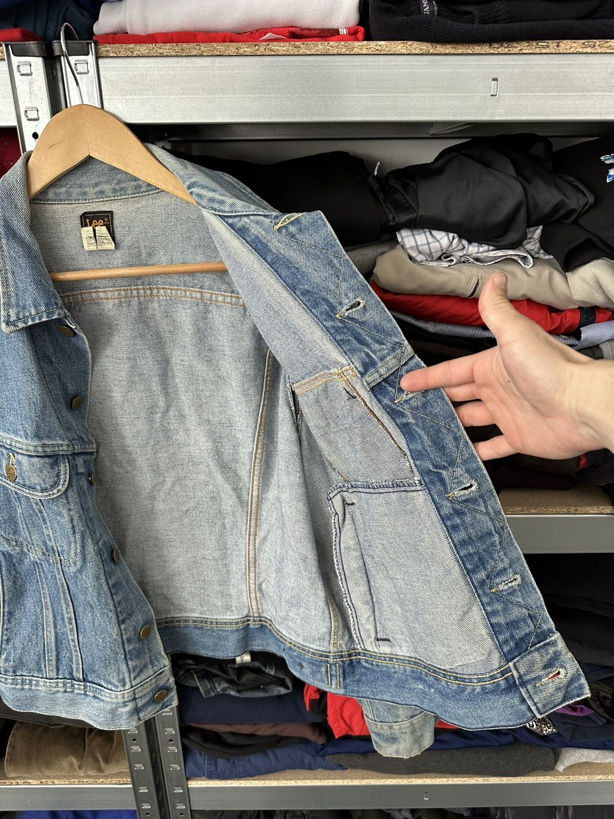 Lee 🚨Crazy Vintage 90s Lee Riders Blue Denim Trucker Jacket USA Size US S / EU 44-46 / 1 - 14 Thumbnail