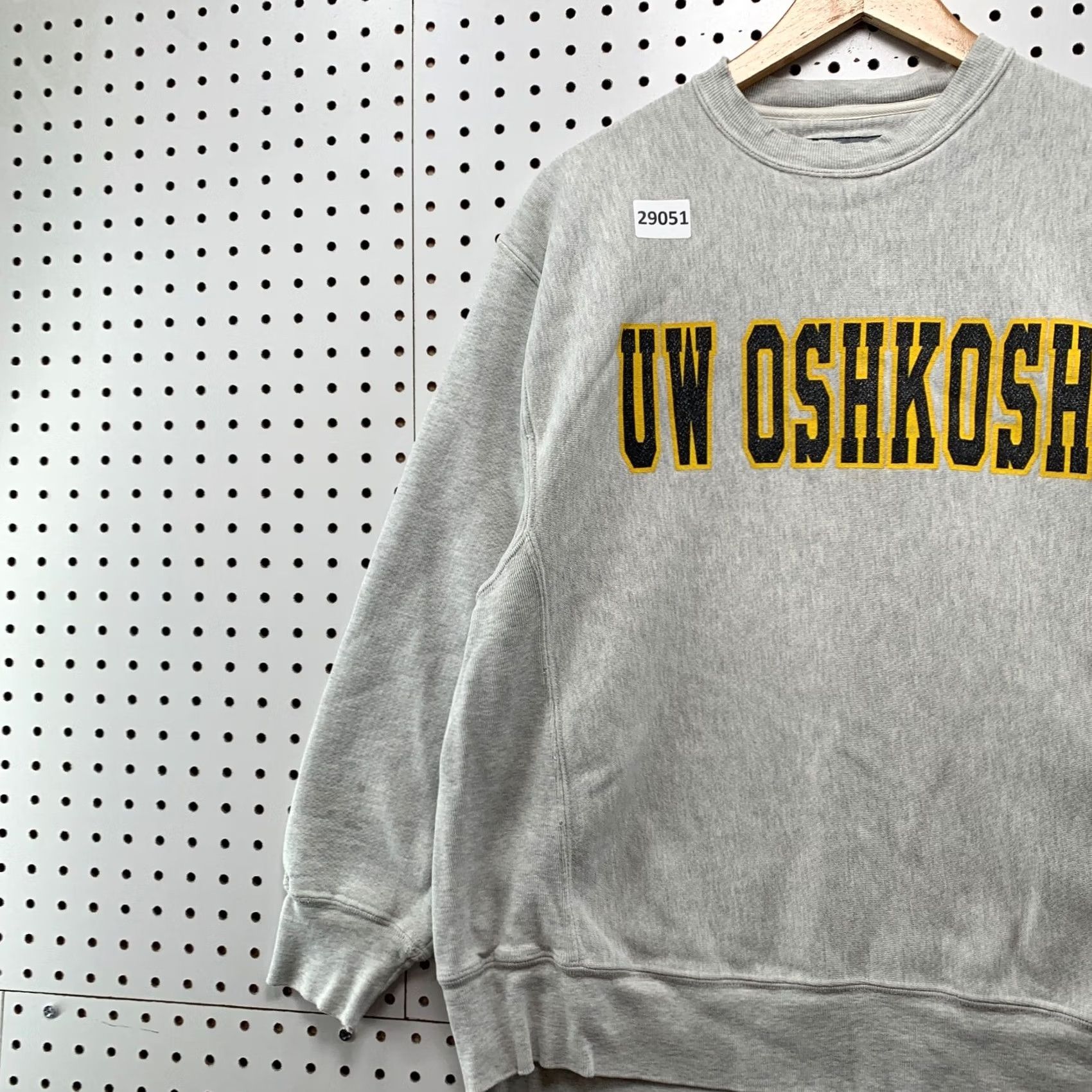 Champion VINTAGE Champion Reverse Weave Sweatshirt University Wisconsin OSHKOSH Gray M Mens Size US M / EU 48-50 / 2 - 3 Thumbnail