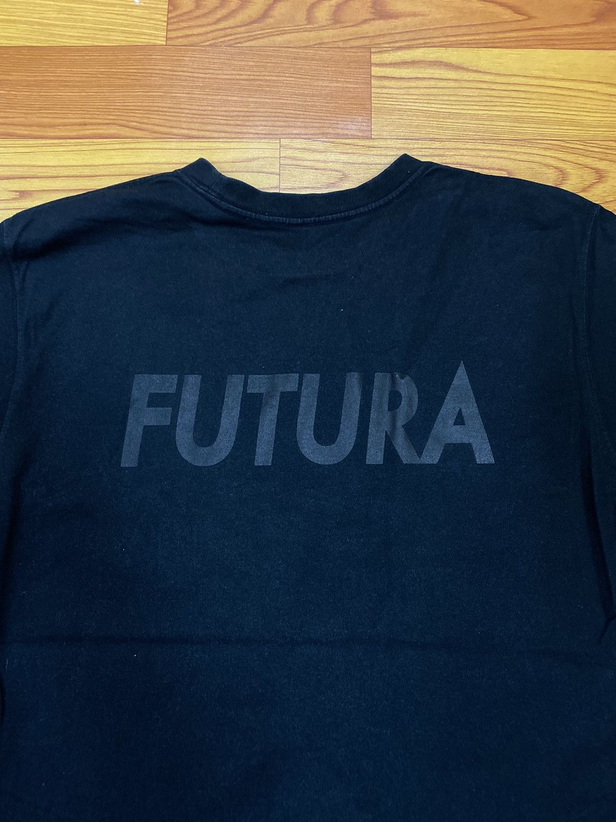 Futura × Japanese Brand Futura Spell Out x Uniqlo Tee Size US M / EU 48-50 / 2 - 8 Thumbnail