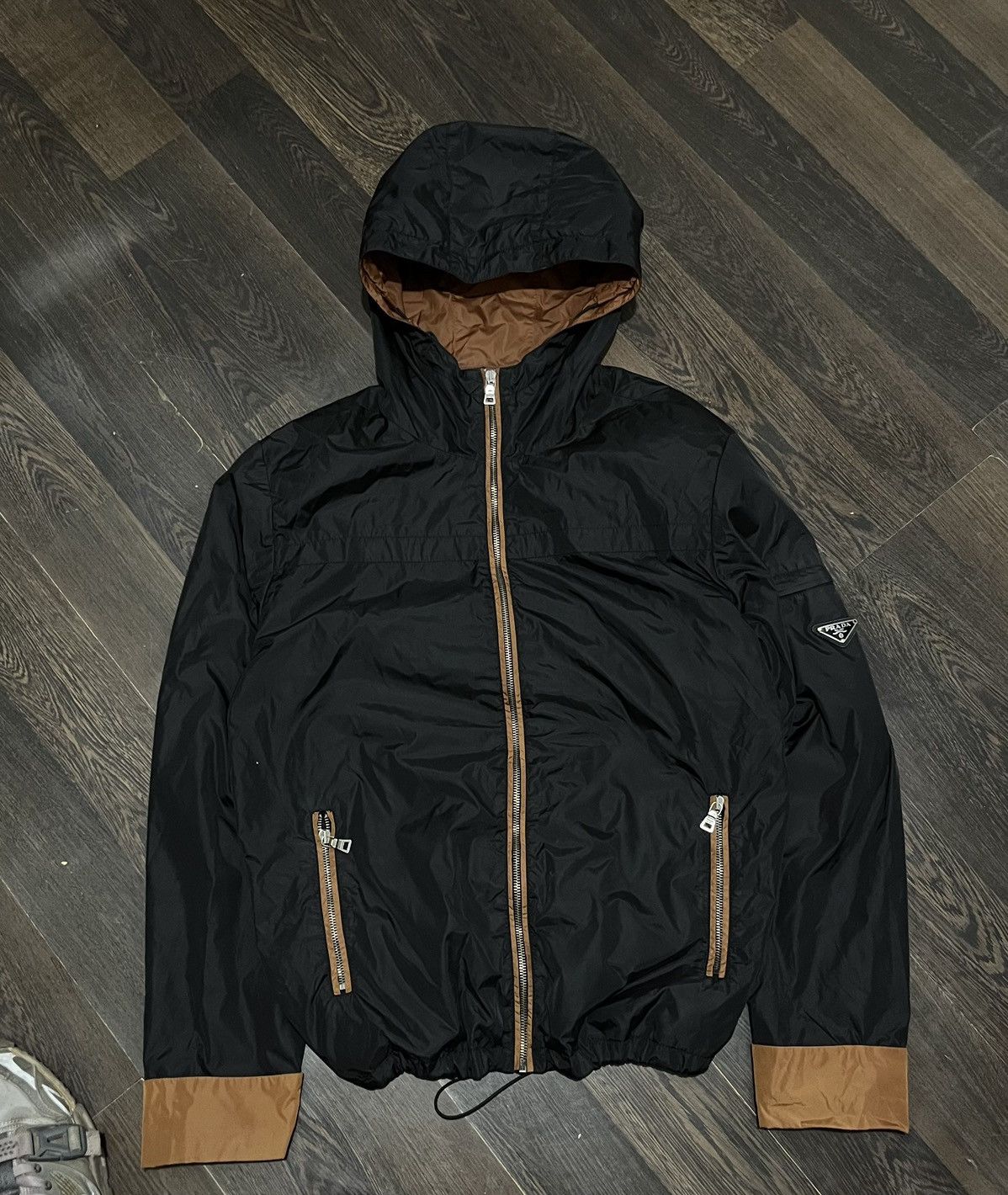 Prada Prada vintage nylon jacket Size US S / EU 44-46 / 1 - 1 Thumbnail
