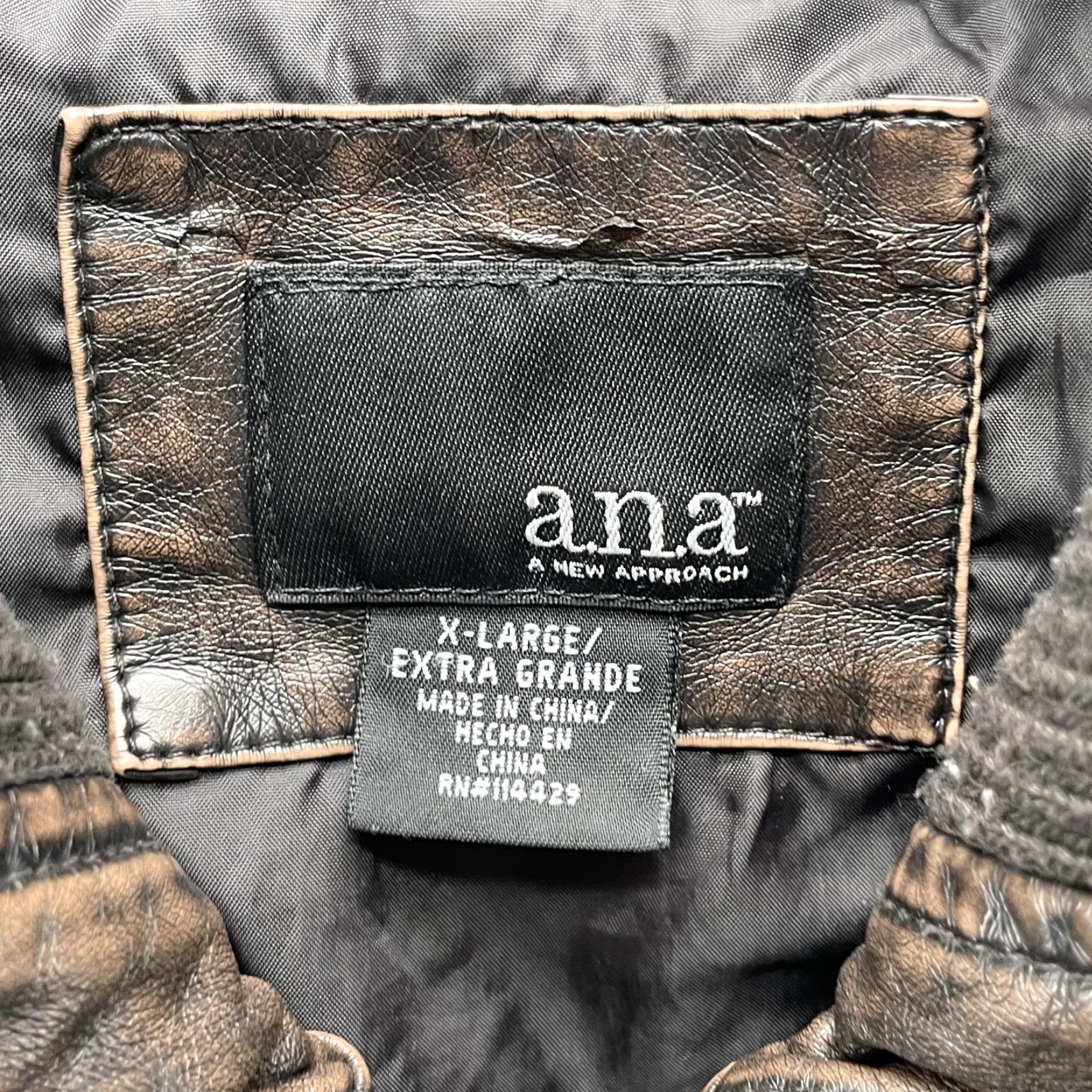 Vintage VINTAGE Ana Vegan Leather Bomber Jacket Women's XL Brown Aviator Streetwear 70's 90s Grunge Retro Workwear Pilot USA Mens Girls Size XL / US 12-14 / IT 48-50 - 3 Thumbnail