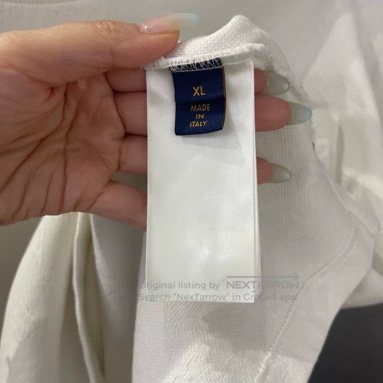 Louis Vuitton Louis Vuitton White dark lines full logo short sleeve Size US XL / EU 56 / 4 - 4 Thumbnail