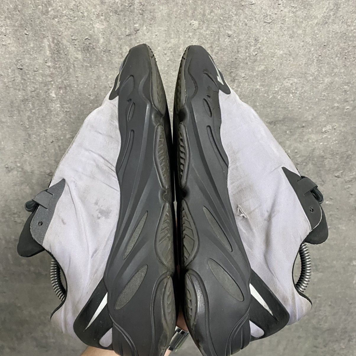 Adidas Adidas Yeezy 700 MNVN Geode Size US 6.5 / EU 39-40 - 10 Thumbnail