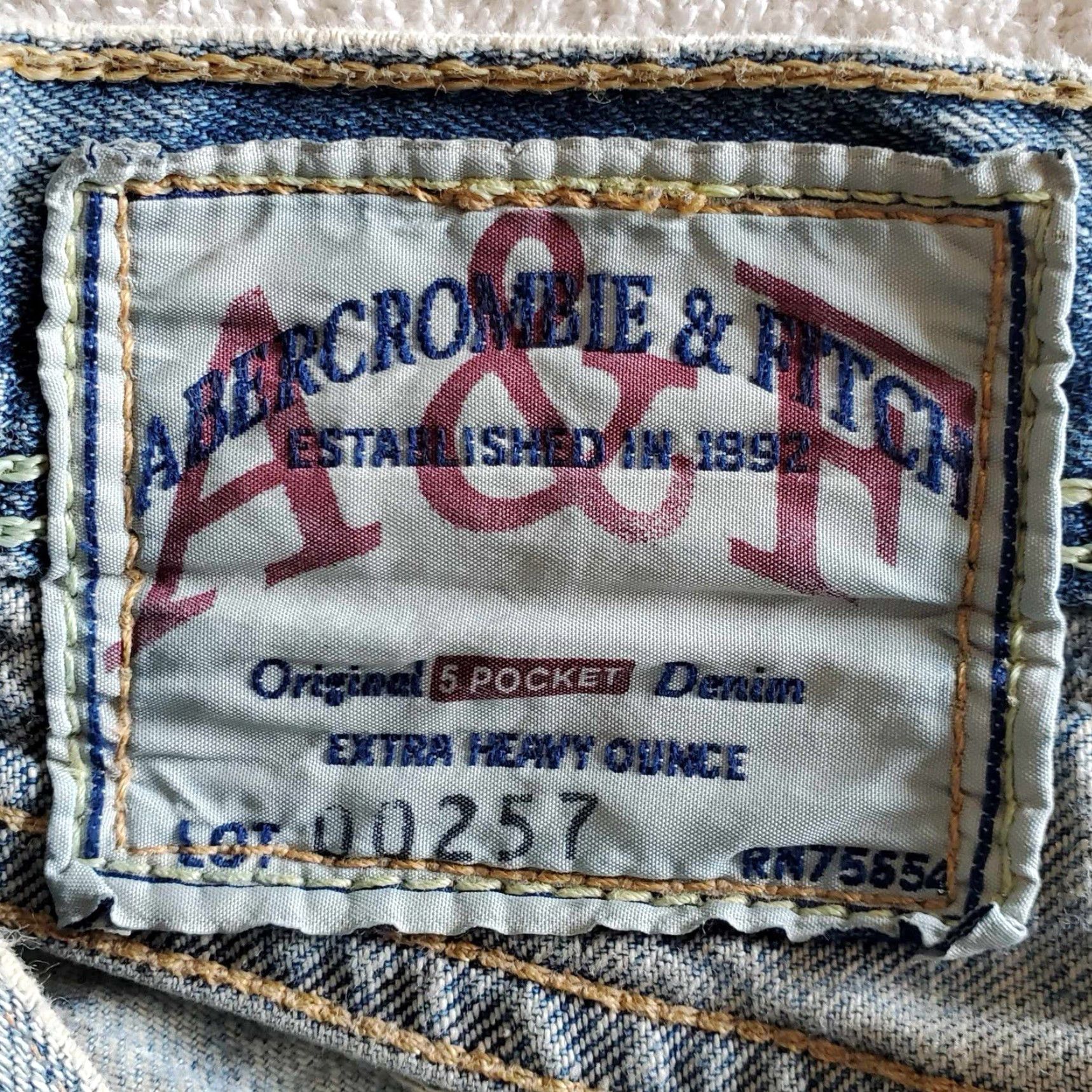 Abercrombie & Fitch VINTAGE Abercrombie & Fitch Jeans Distressed Patchwork Grunge Baggy 36 X 29 Men 36 Inseam Blue Straight Size US 36 / EU 52 - 3 Thumbnail