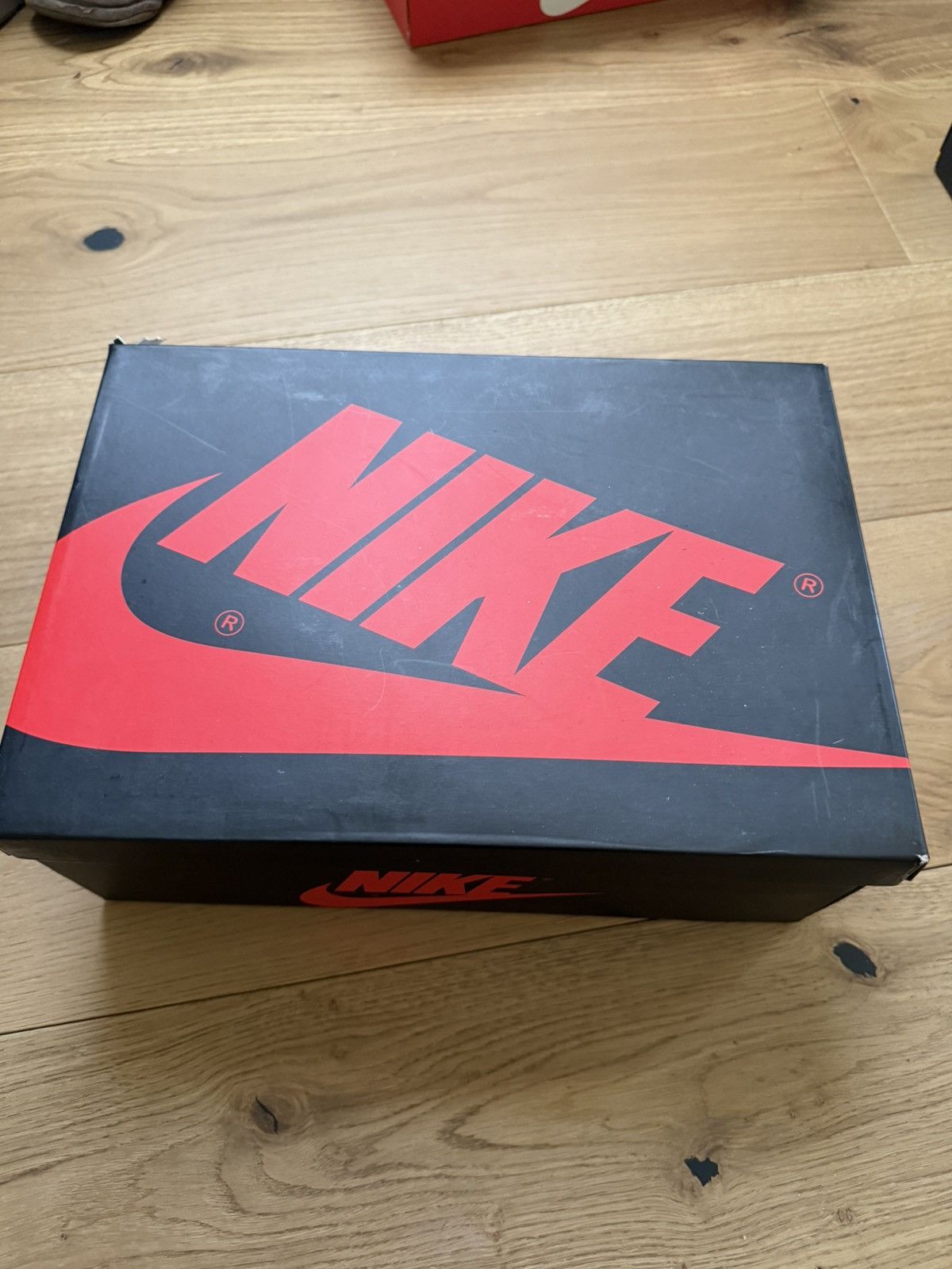 Jordan Brand NIKE AIR JORDAN 1 “POLLEN” HI TOP SNEAKERS Size US 9.5 / EU 42-43 - 8 Thumbnail
