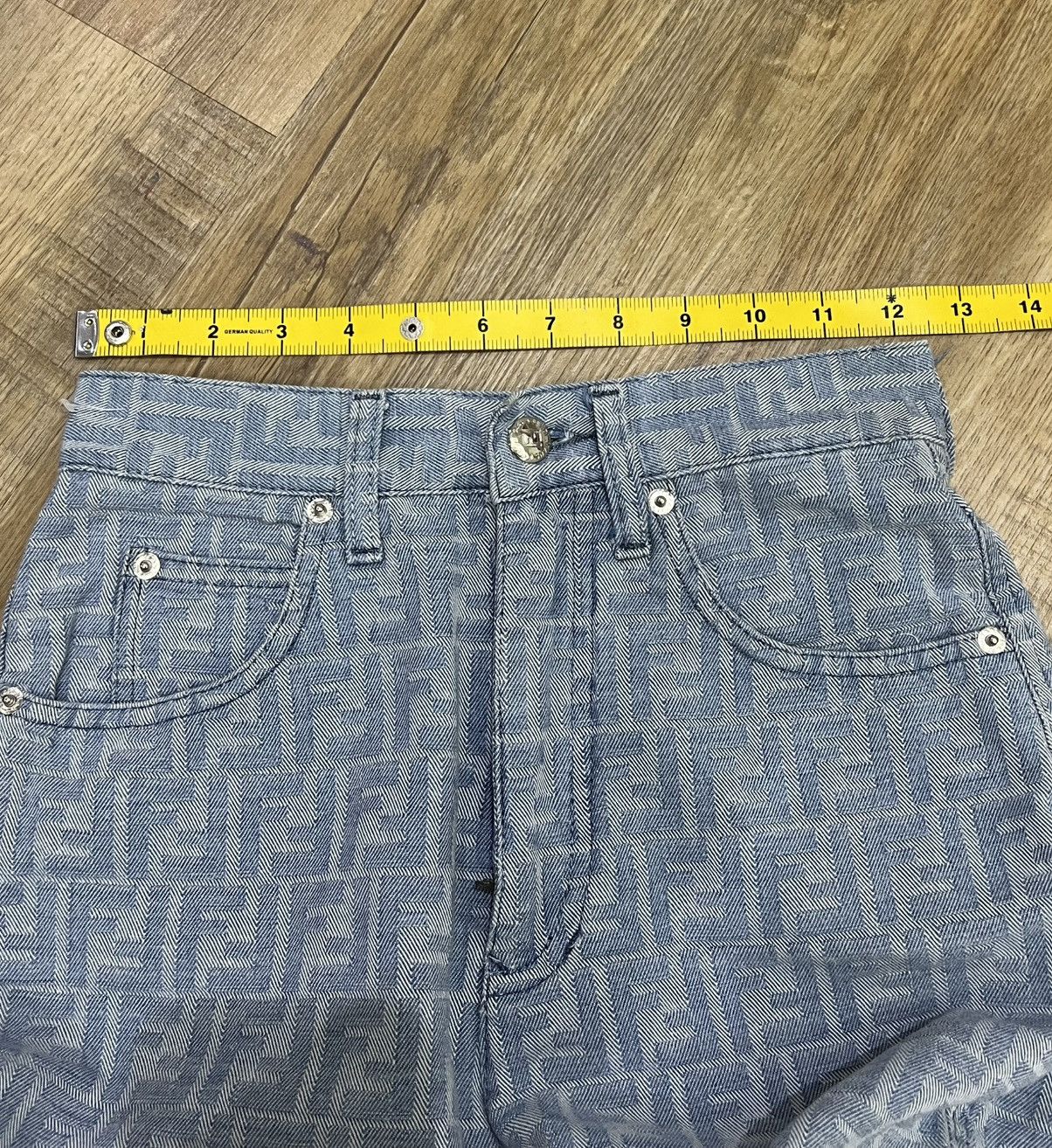 Fendi VINTAGE FENDI MONOGRAM ITALIAN DESIGNER JEANS DENIM Size 25" / US 0 / IT 36 - 8 Thumbnail