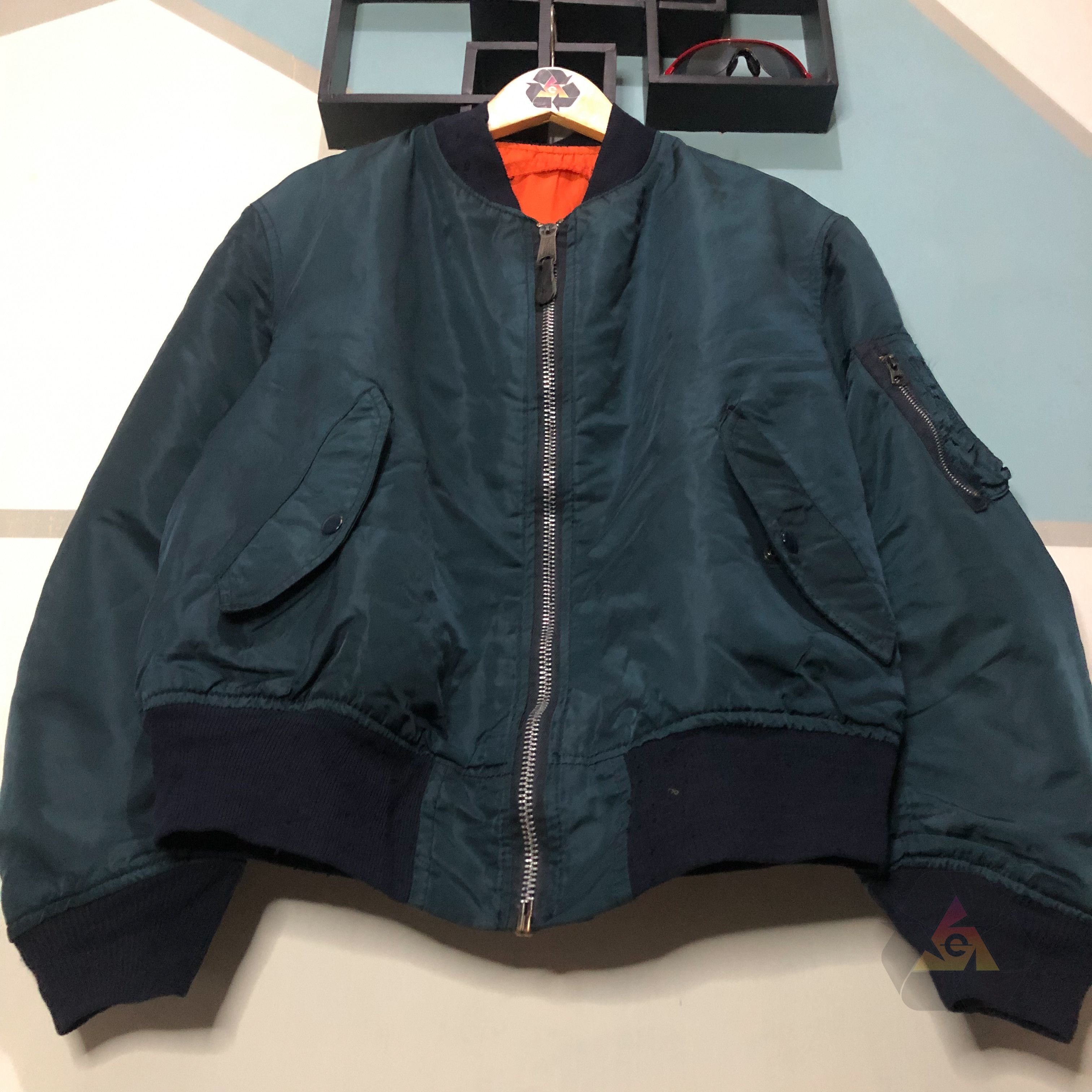 Alpha Industries Vintage Alpha Industries Flayer's Mil-J-82790J USAF MA-1 Size US L / EU 52-54 / 3 - 4 Thumbnail