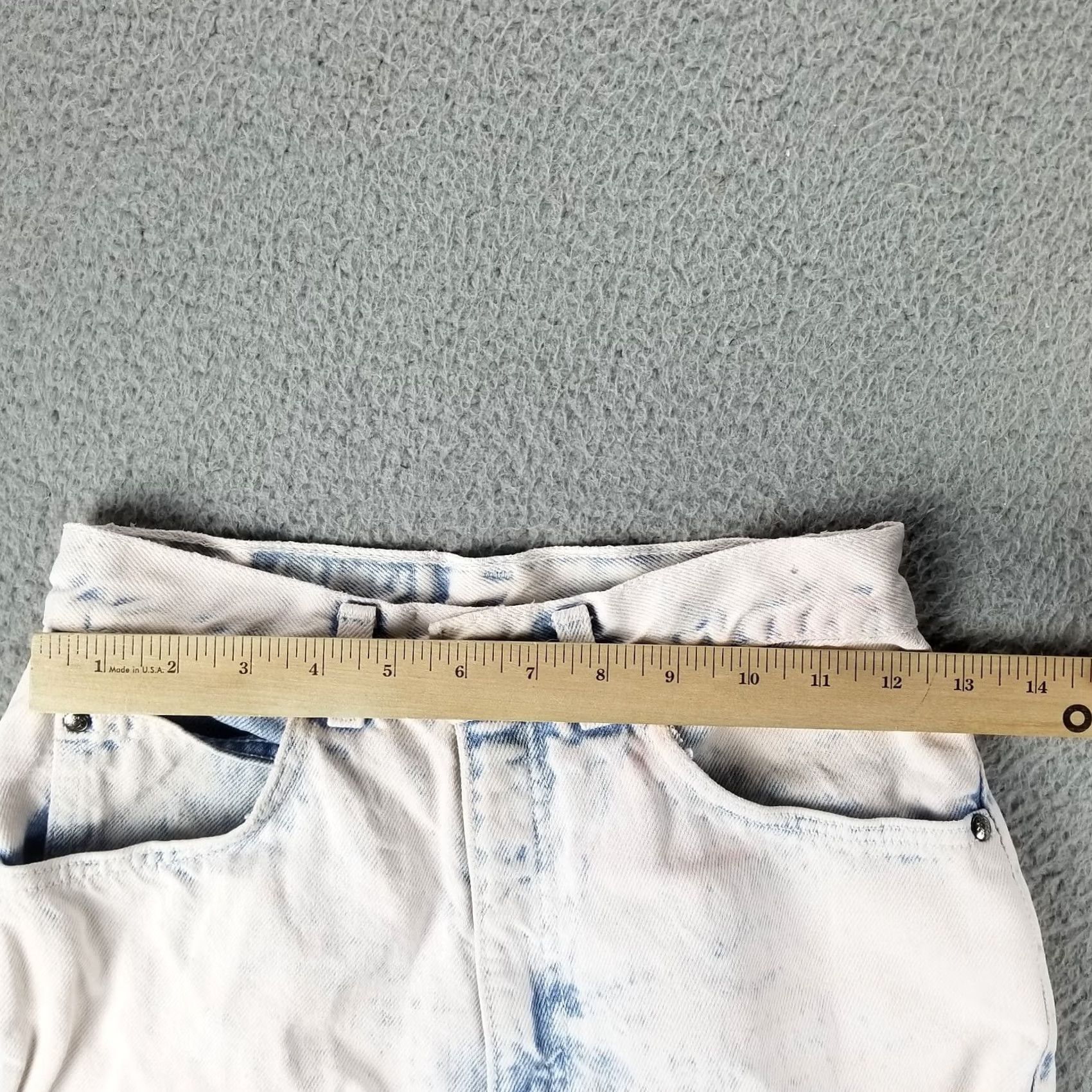 Levi's VINTAGE Levi's Jeans Woman 7 Acid Washed 900 Series 24X29 Tapered High Mom USA Jeans Women 24x29.5 Inseam USA 90s Theme Size 28" / US 6 / IT 42 - 7 Thumbnail