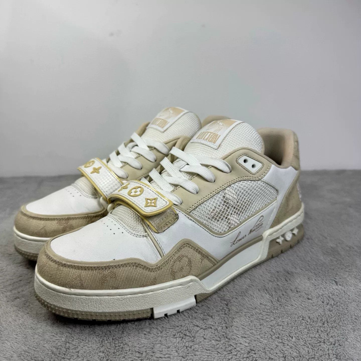 Louis Vuitton Louis Vuitton Training Beige Lowtop Sneakers 41 Men Size US 8.5 / EU 41-42 - 1 Thumbnail