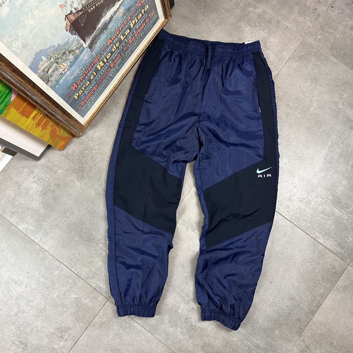 Nike Nike Air nylon jogger pants M streetwear swoosh Size US 32 / EU 48 - 1 Thumbnail