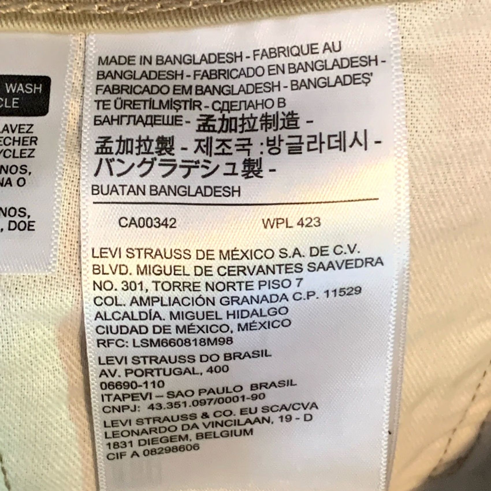 Levi's Levi's 541 Athletic Taper Pants Men 36x32 Beige Tech Golf Twill Preppy Office NWT Size US 36 / EU 52 - 4 Thumbnail
