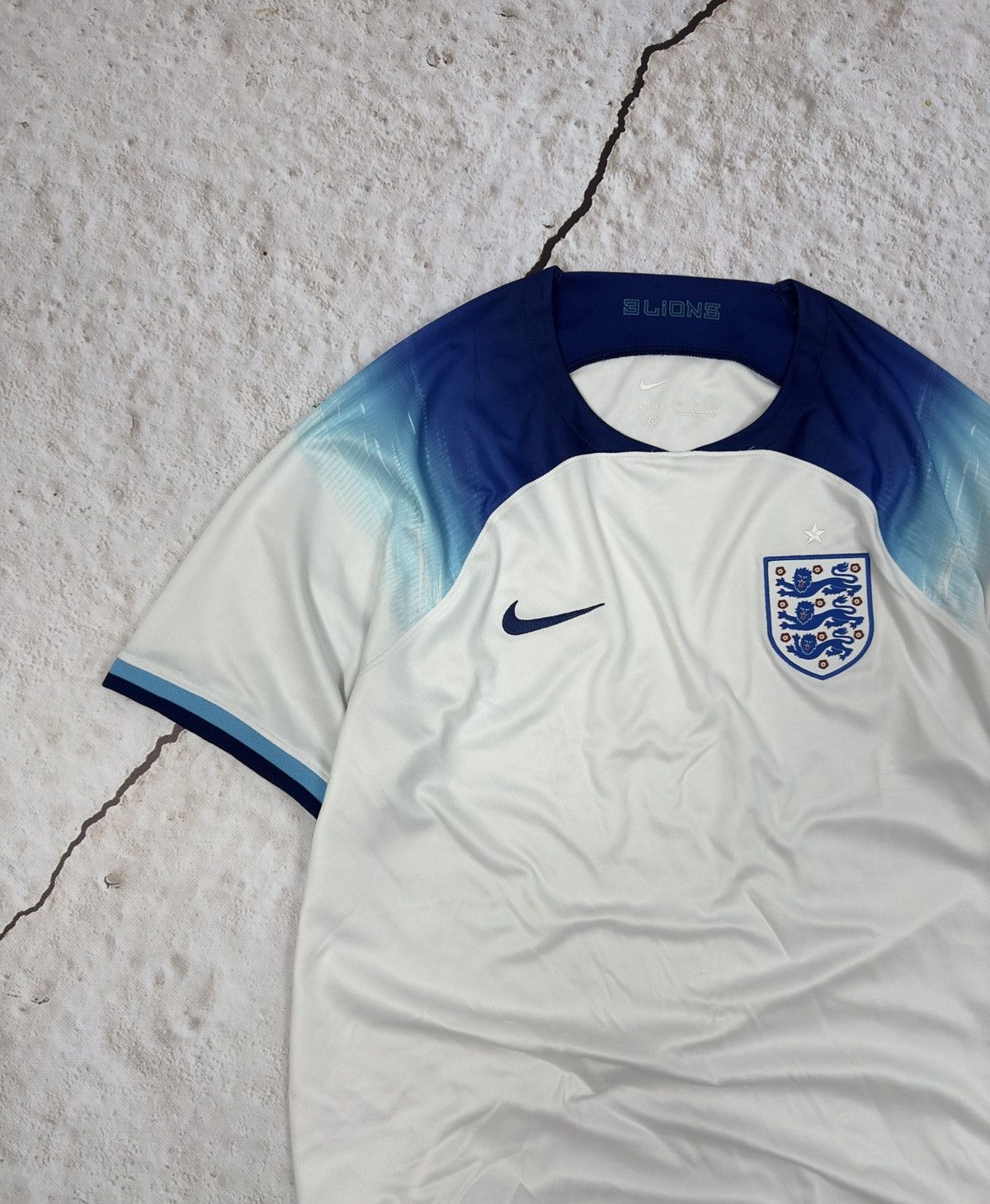 Nike Nike England soccer jersey Size US XL / EU 56 / 4 - 4 Thumbnail