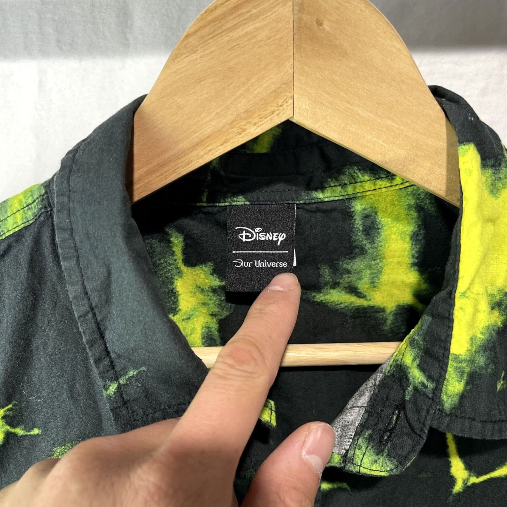 Disney Disney Oogie Boogie Shirt Mens Medium Green Ghost Flames Button-Up Casual Adult Size US M / EU 48-50 / 2 - 6 Thumbnail