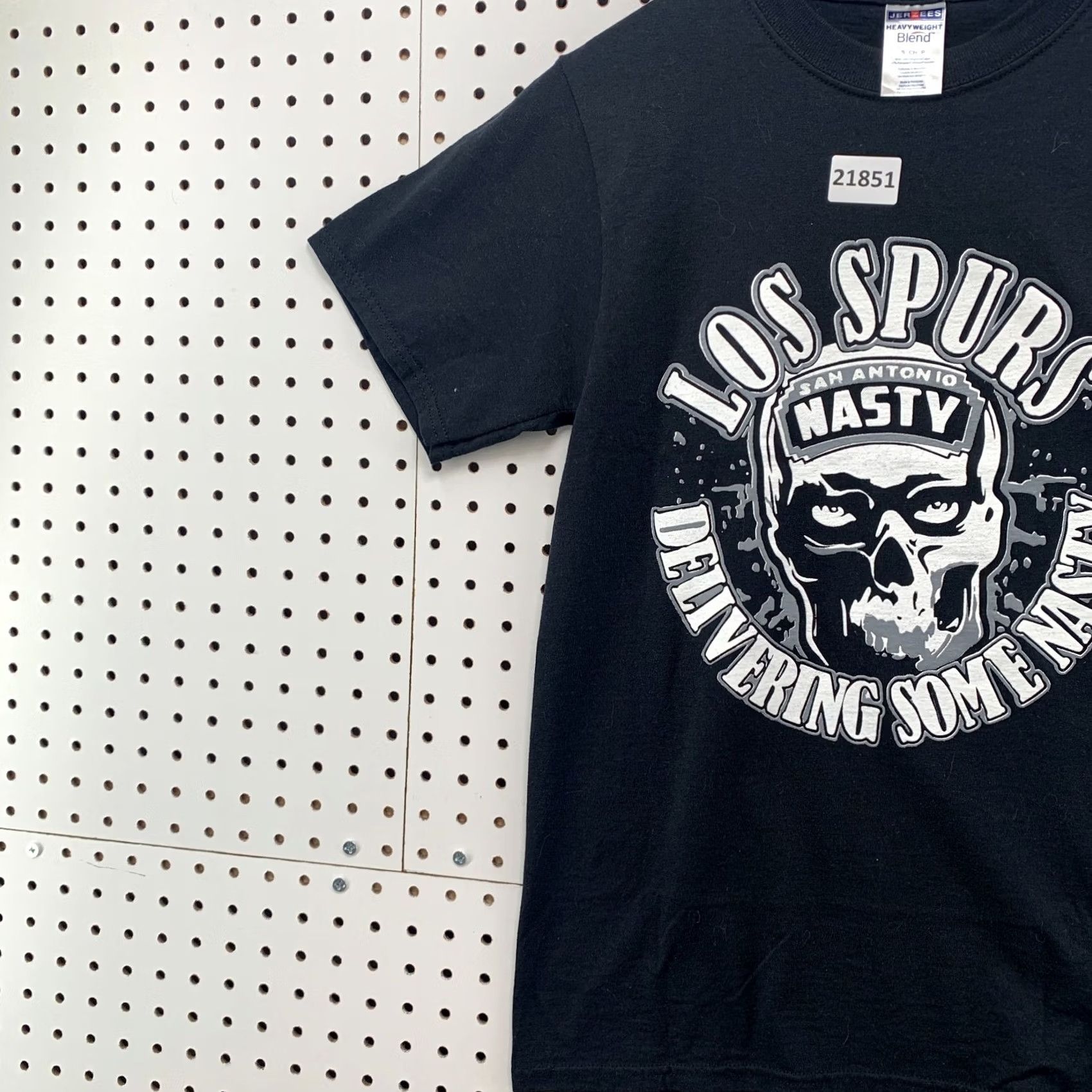 Jerzees Spurs Shirt Black Delivering The Nasty Skull Adult Small 16.5x27 Size US S / EU 44-46 / 1 - 7 Thumbnail