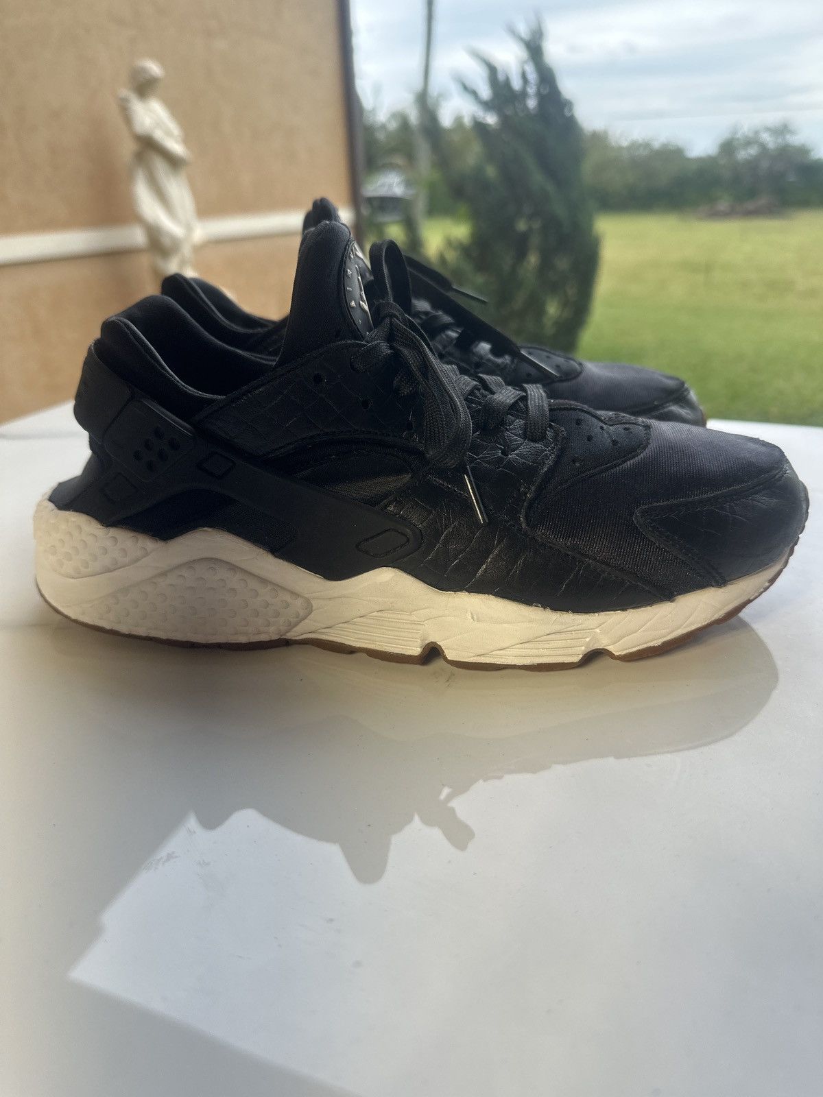 Nike Air Huarache Run Premium 'Black Snakeskin' Size US 11 / IT 41 - 1 Thumbnail