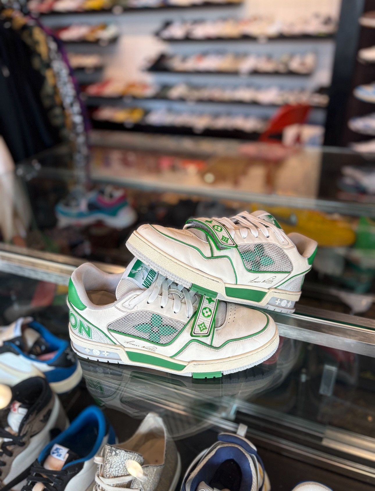 Louis Vuitton Louis Vuitton Trainer Green/White PO NB Size 9.5 Size US 9.5 / EU 42-43 - 1 Thumbnail