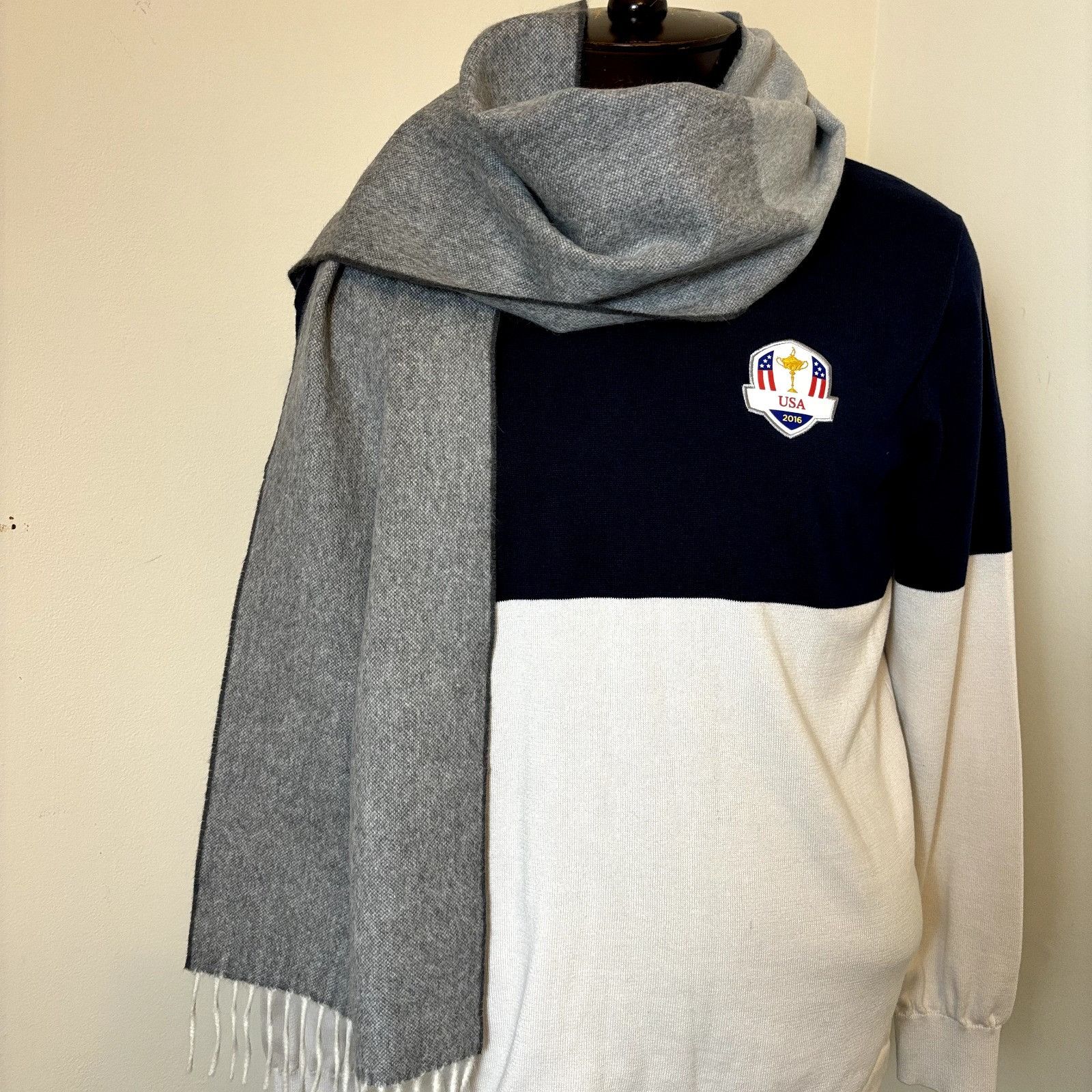 Agnona Agnona Gray Angora Wool Scarf Shawl Wrap w/ Fringe 11.5" x 6 Size ONE SIZE - 4 Thumbnail