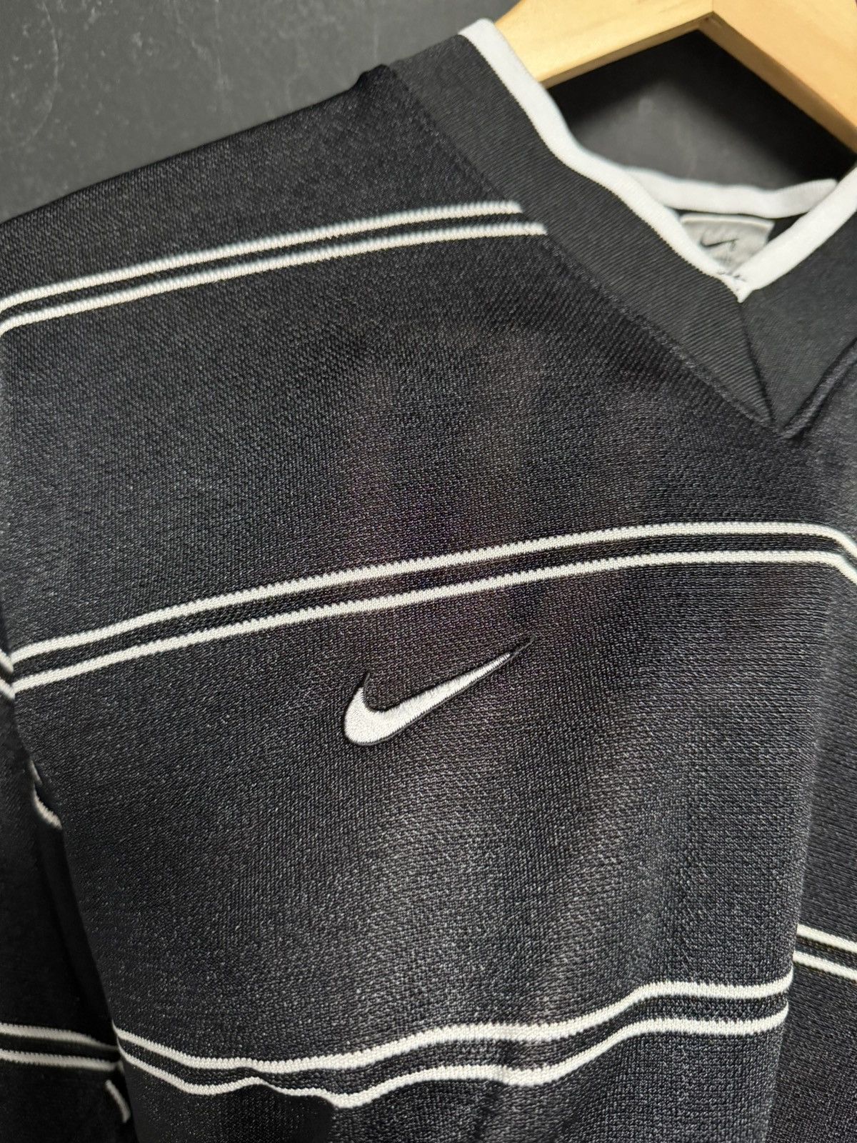 Nike Vintage Nike Striped Soccer Jersey Shirt USA Size US S / EU 44-46 / 1 - 6 Thumbnail