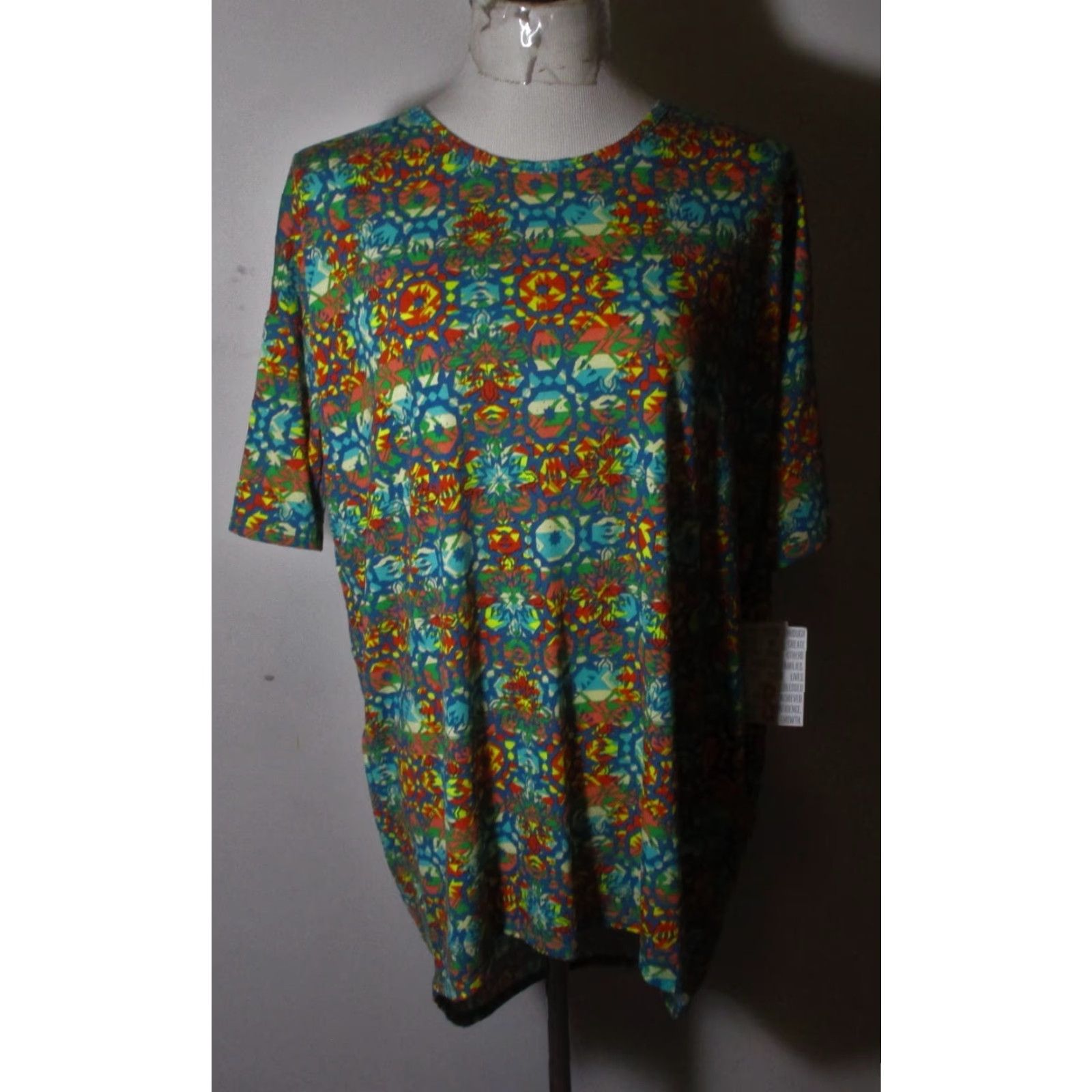 Vintage LULAROE Turquoise Pink Irma Short Sleeve Tunic Top S NWT Shirt Blouse Women's Tunic Size S / US 4 / IT 40 - 2 Thumbnail